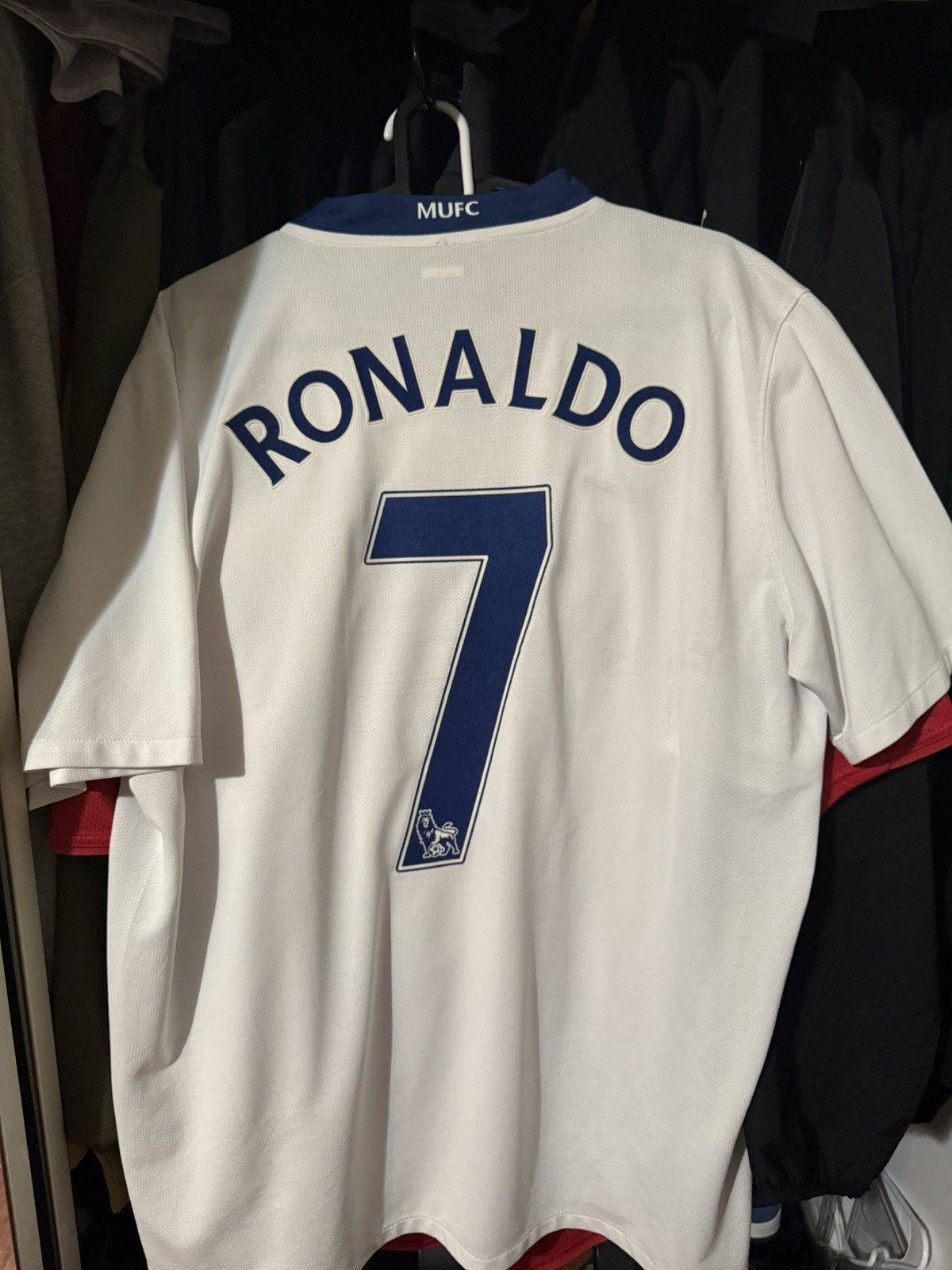 Nike Manchester United 08/09 White Away Jersey Size US L / EU 52-54 / 3 - 2 Thumbnail