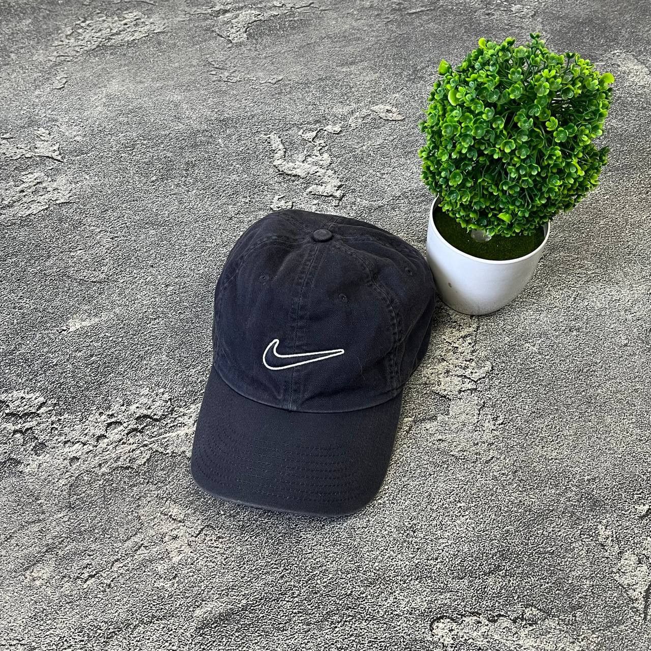 Vintage Vintage Nike Big Center Logo Y2K Cap Hat Size ONE SIZE - 1 Thumbnail