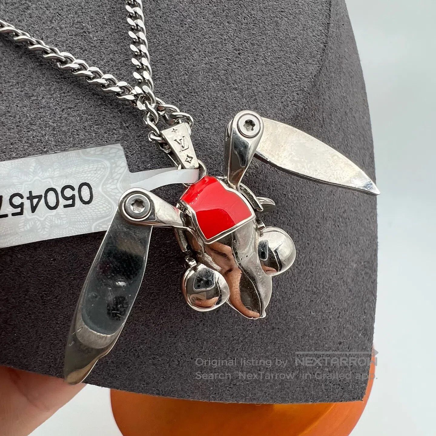 Louis Vuitton Louis Vuitton Rabbit Magpie Pendant Necklace Size US XS / EU 42 / 0 - 4 Thumbnail
