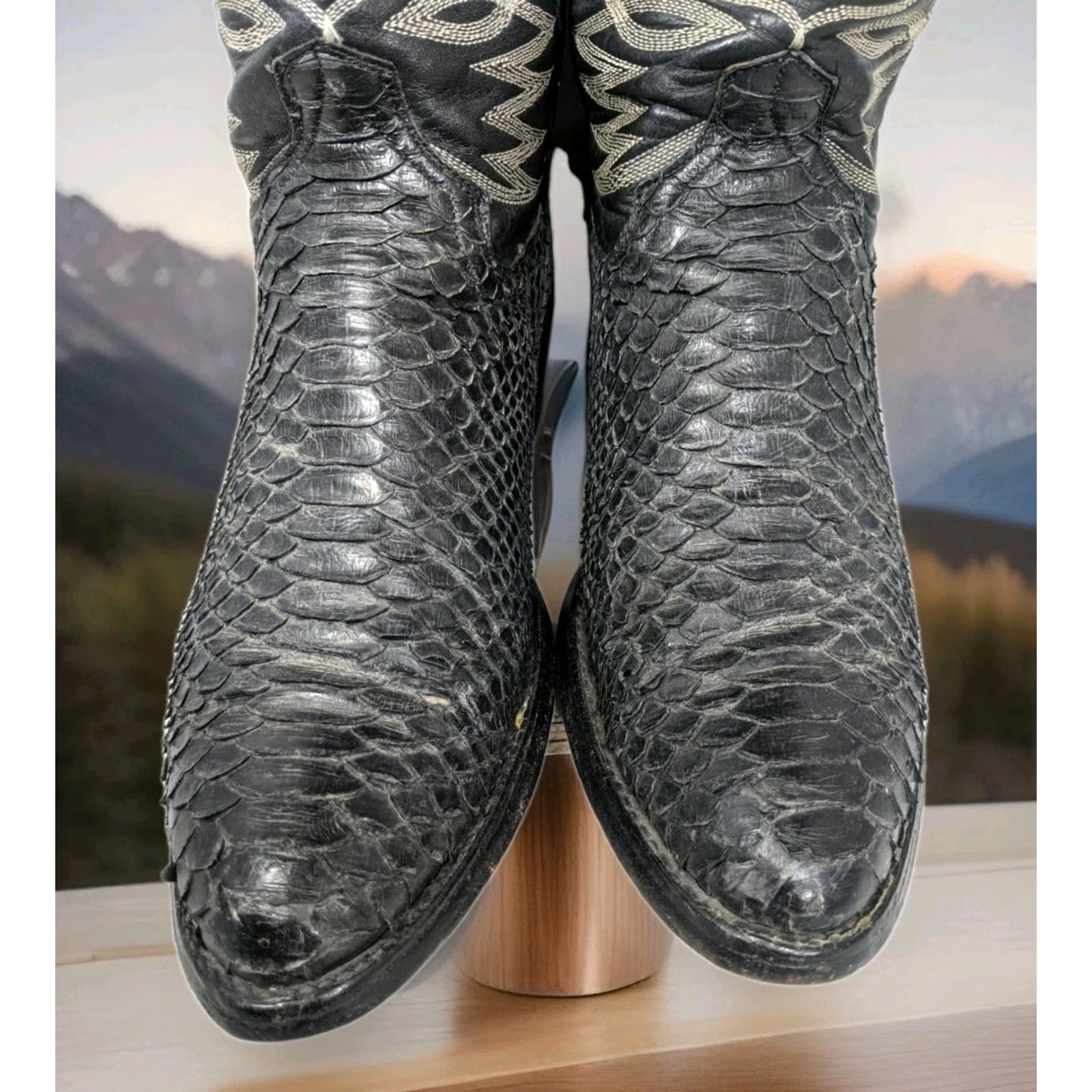 Vintage Cowtown Back Cut Python Skin Country Western Boots Mens 7.5 EE Wide Size US 8 / EU 41 - 7 Thumbnail
