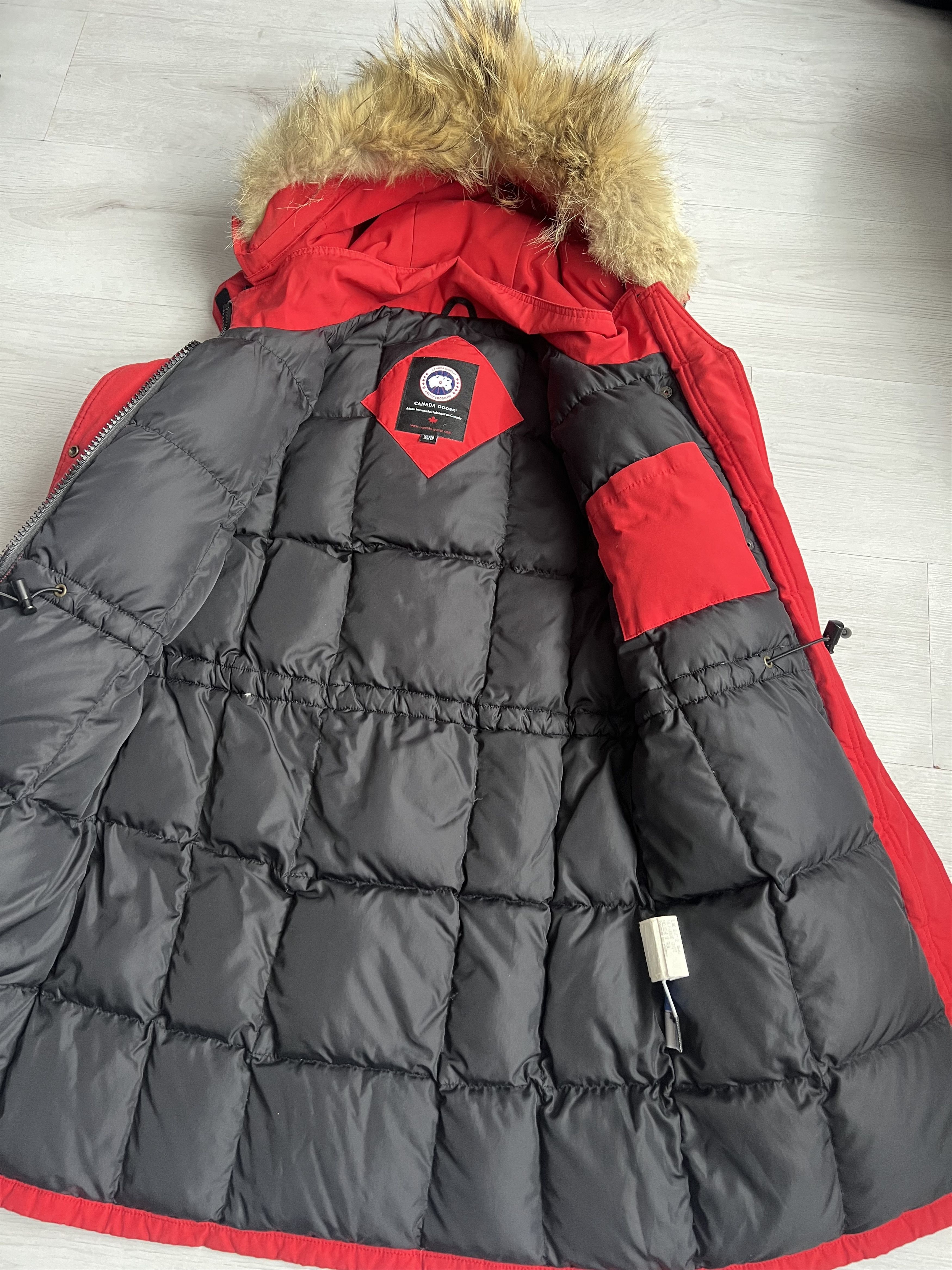Canada Goose CANADA GOOSE LADIES TRILLIUM PARKA - Red 6550L R Down Size XS / US 0-2 / IT 36-38 - 6 Thumbnail