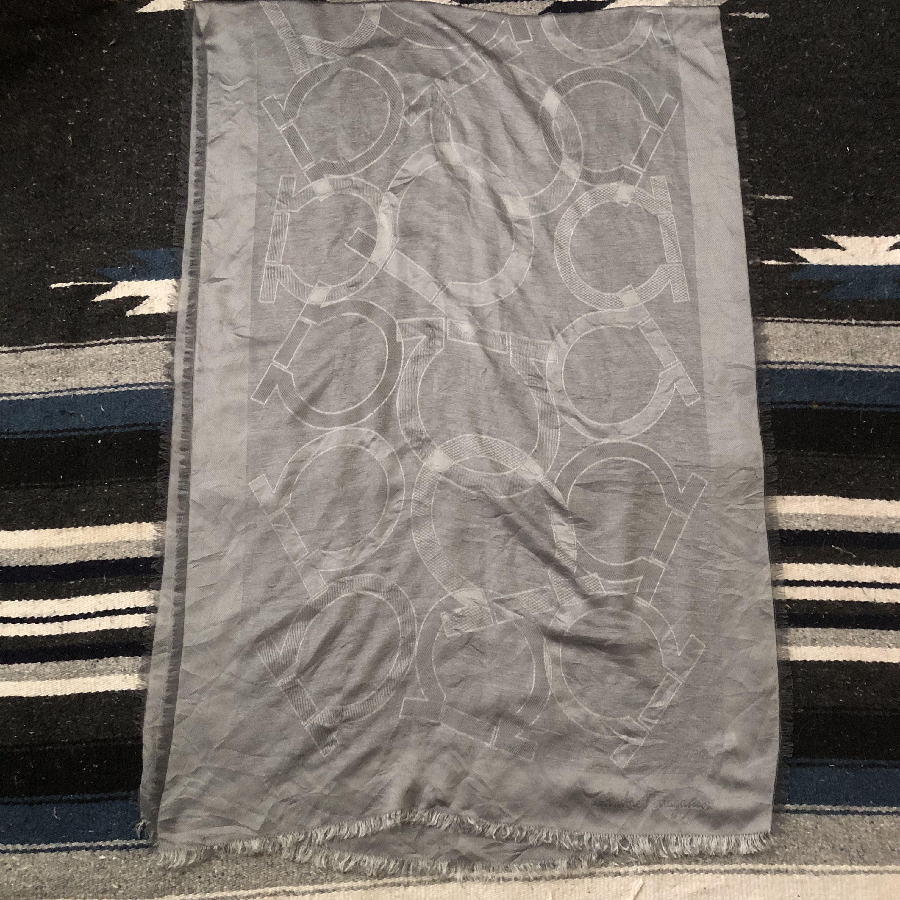 Salvatore Ferragamo SALVATORE FERRAGAMO ITALY Monogram Logo Gray Silk Wool Scarf Size ONE SIZE - 1 Thumbnail