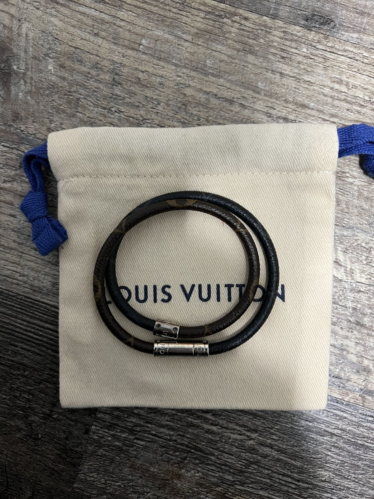Louis Vuitton Keep It Double Leather Bracelet Size ONE SIZE - 2 Thumbnail