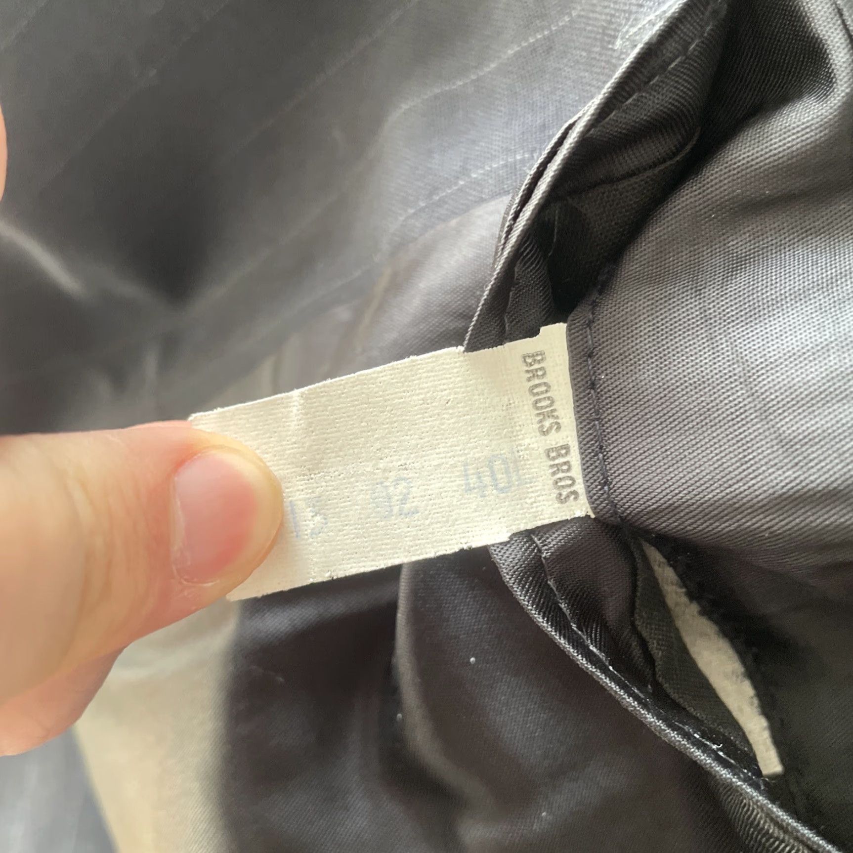 Brooks Brothers VINTAGE Brooks Brothers Pinstripe Dark Blue 2 Piece Suit Men’s 40L Sport Jacket 35x30 Pants Blue Wool Pinstripe 2 Piece Suit Mens 40L Regular Womens? Size 40R - 4 Thumbnail