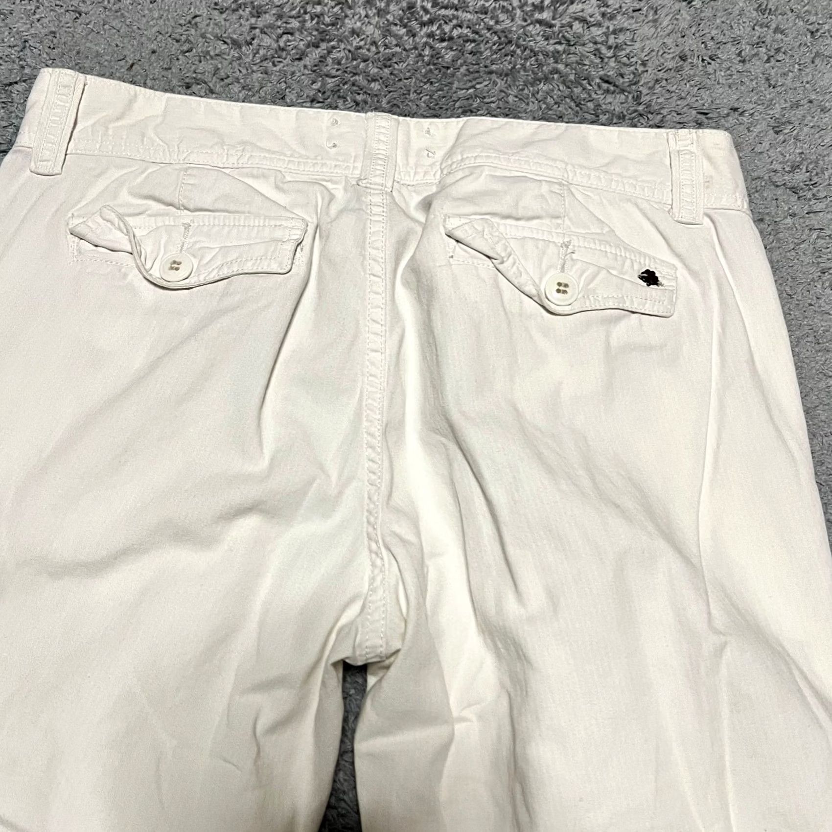 Lucky Brand Lucky Brand Pants Women 30x23 Floral Embroidered Cargo Capri Crop White 33 Regular Women Mens Girls Size 24" / US 00 / IT 34 - 3 Thumbnail