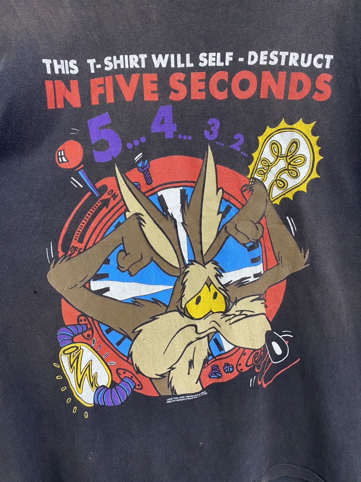 Cartoon Network × Vintage × Warner Bros Vintage 1992 Willie E Coyote This T-Shirt Will Self Destruct Size US XL / EU 56 / 4 - 4 Thumbnail
