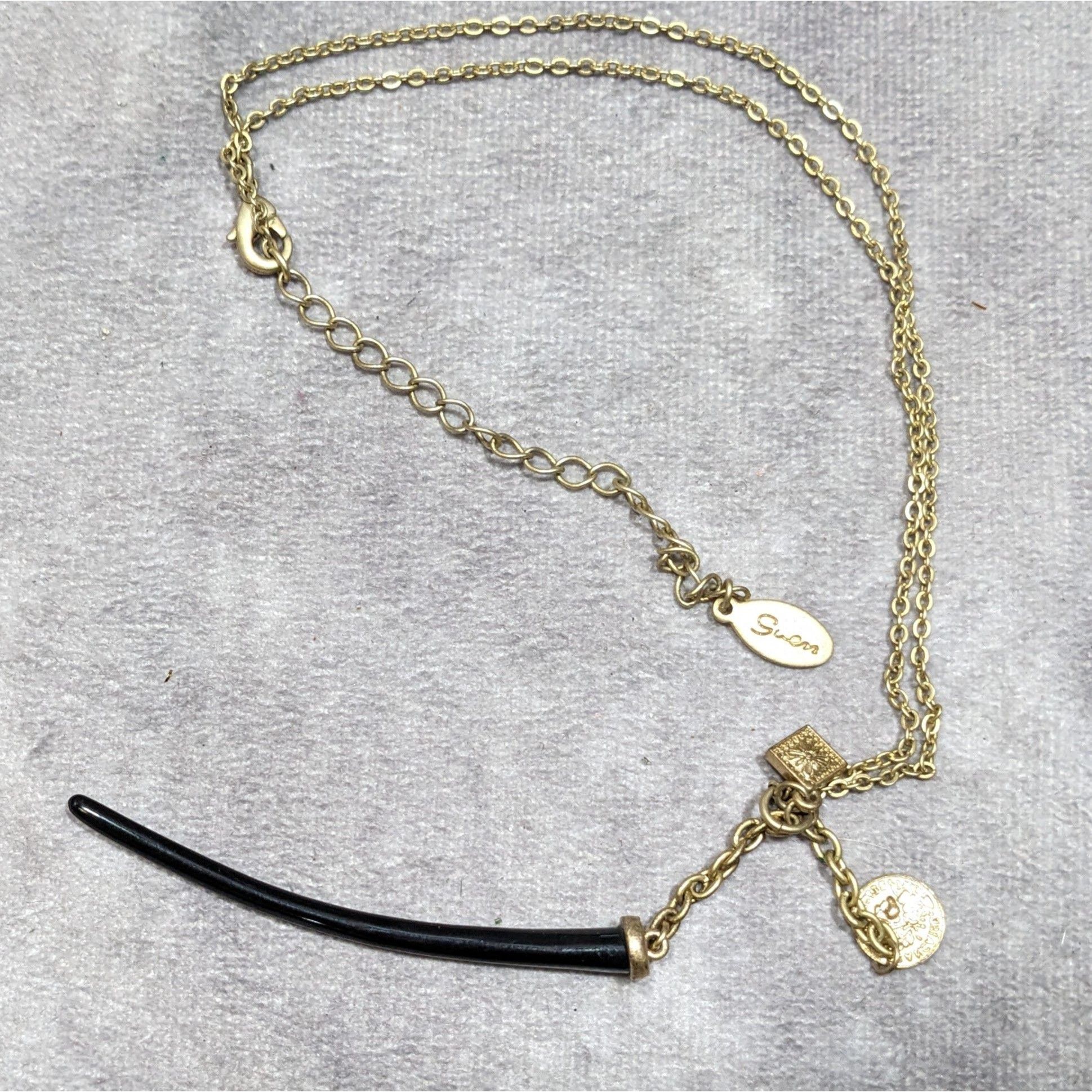 Guess Guess Abstract Claw And Charm Black And Gold Tone Necklace Size ONE SIZE - 6 Thumbnail