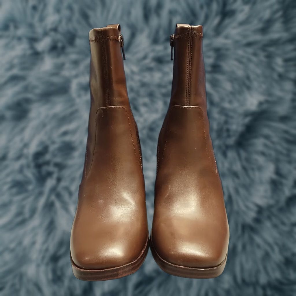 Vintage LC Lauren Conrad Zamino Boots Womens US Size 6M Brown Square Toe Side Zip Boots & 6M Womens LC Zamino Bootie Shoe Size US 6 / IT 36 - 1 Thumbnail