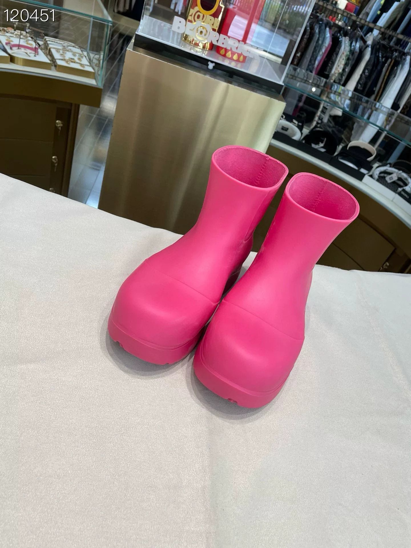 Bottega Veneta Bottega Veneta Platform Rain Boots Size US 4 / IT 34 - 1 Thumbnail