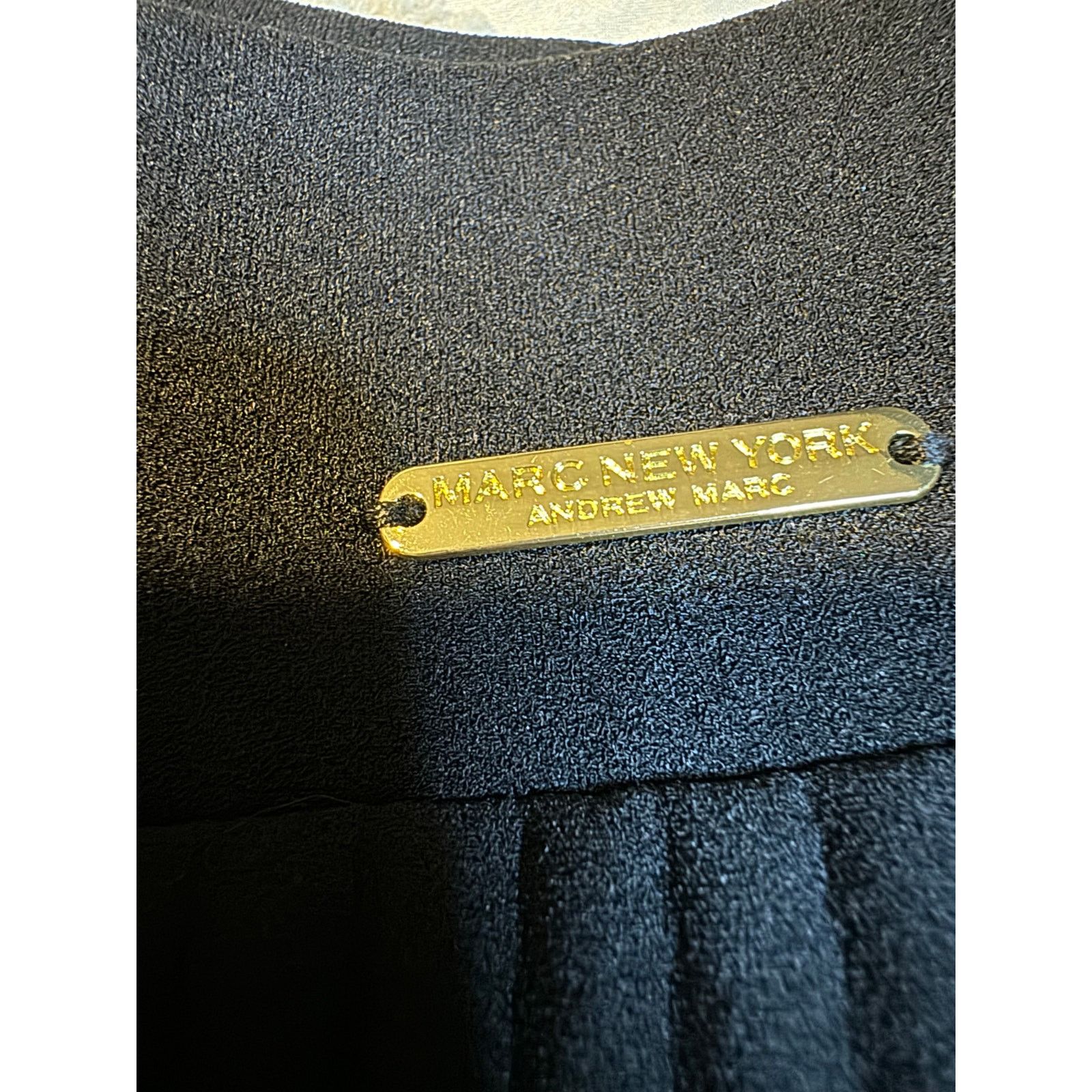 Marc by Marc Jacobs Marc Jacob New York, Andrew Marc, Black Ruffle skirt Large Size 32" / US 10 / IT 46 - 3 Thumbnail