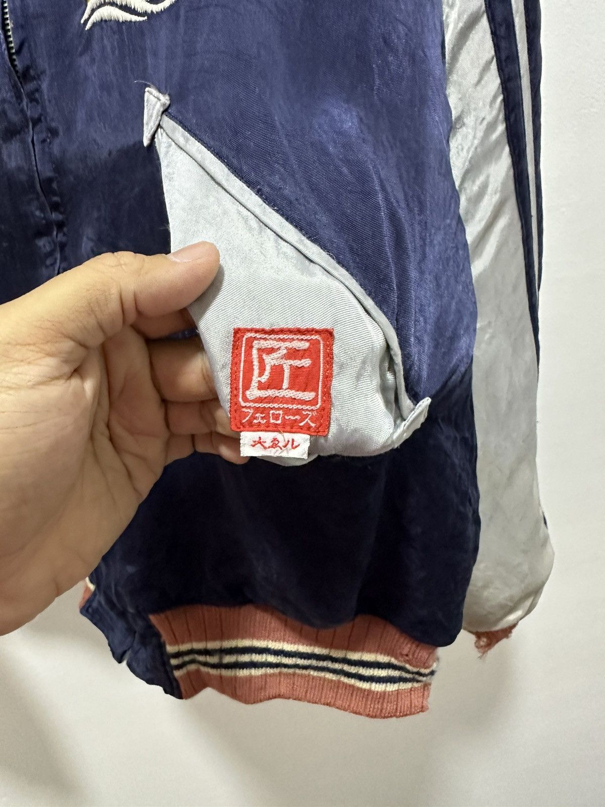 Vintage Vintage Sukajan Jacket Embroidery Tiger And Dragon Distress Size US M / EU 48-50 / 2 - 7 Thumbnail
