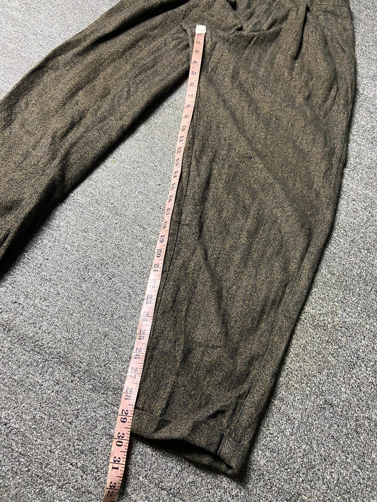 Edwin Edwin High Waist Fold Pleat Relaxed Pants (148) Size US 27 - 8 Thumbnail