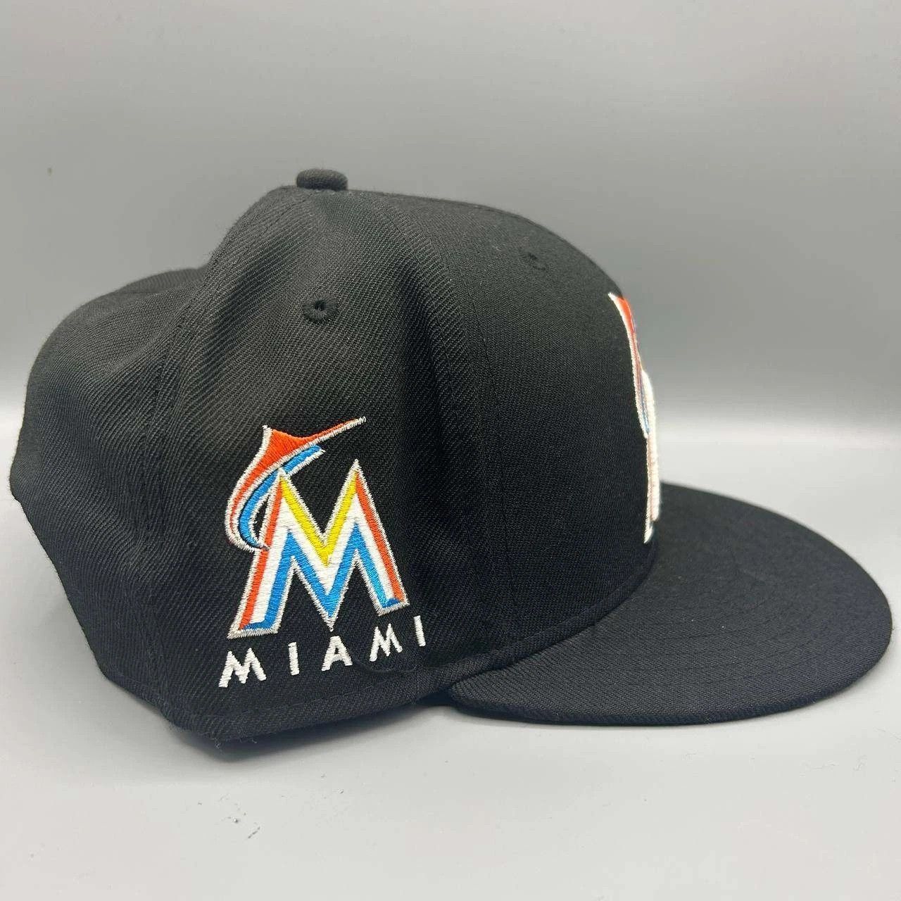 New Era Miami Marlins Hat Men M-L Black Gray Snap Back Cap Wool Size ONE SIZE - 8 Thumbnail