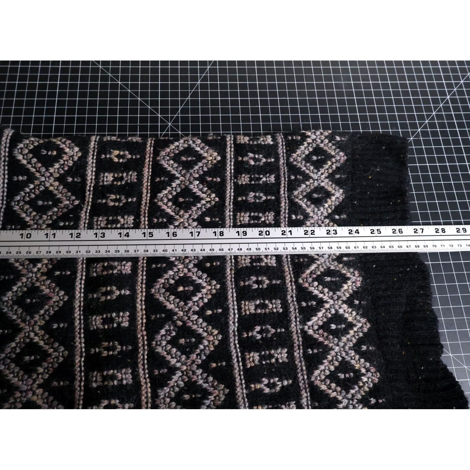 Vintage VINTAGE 90s Alps Wool Sweater Men’s Small Black Geometric Pattern Crew Neck Long Sleeve Pullover Knit Regular Distressed Tag: Large (Tagged) Size US S / EU 44-46 / 1 - 6 Thumbnail