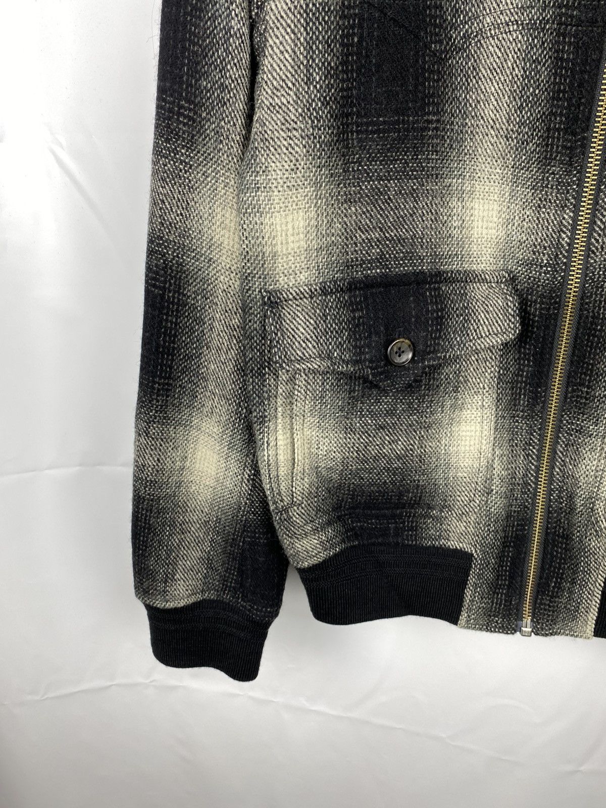Frye Frye Dylan Shadow Plaid Wool Bomber Jacket size L Size US L / EU 52-54 / 3 - 7 Thumbnail