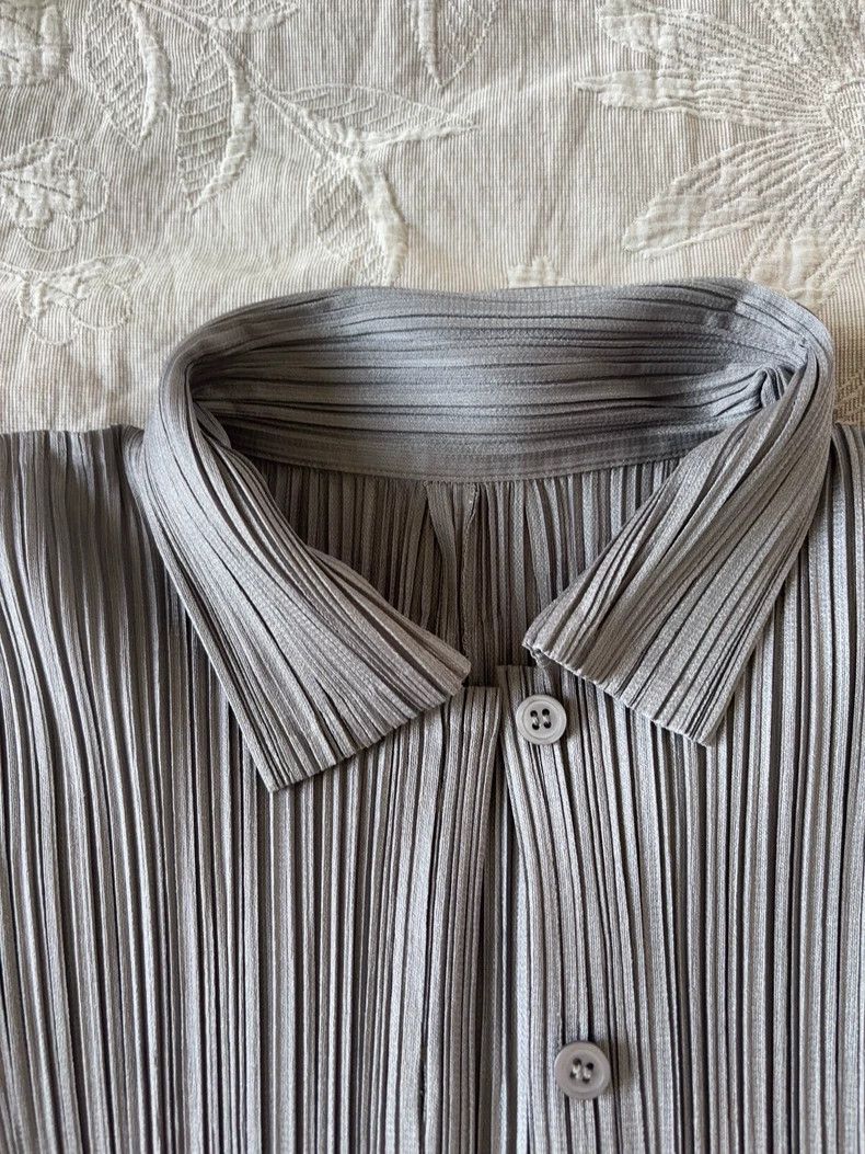 Issey Miyake Issey Miyake Grey pleated shirt Size M / US 6-8 / IT 42-44 - 3 Thumbnail