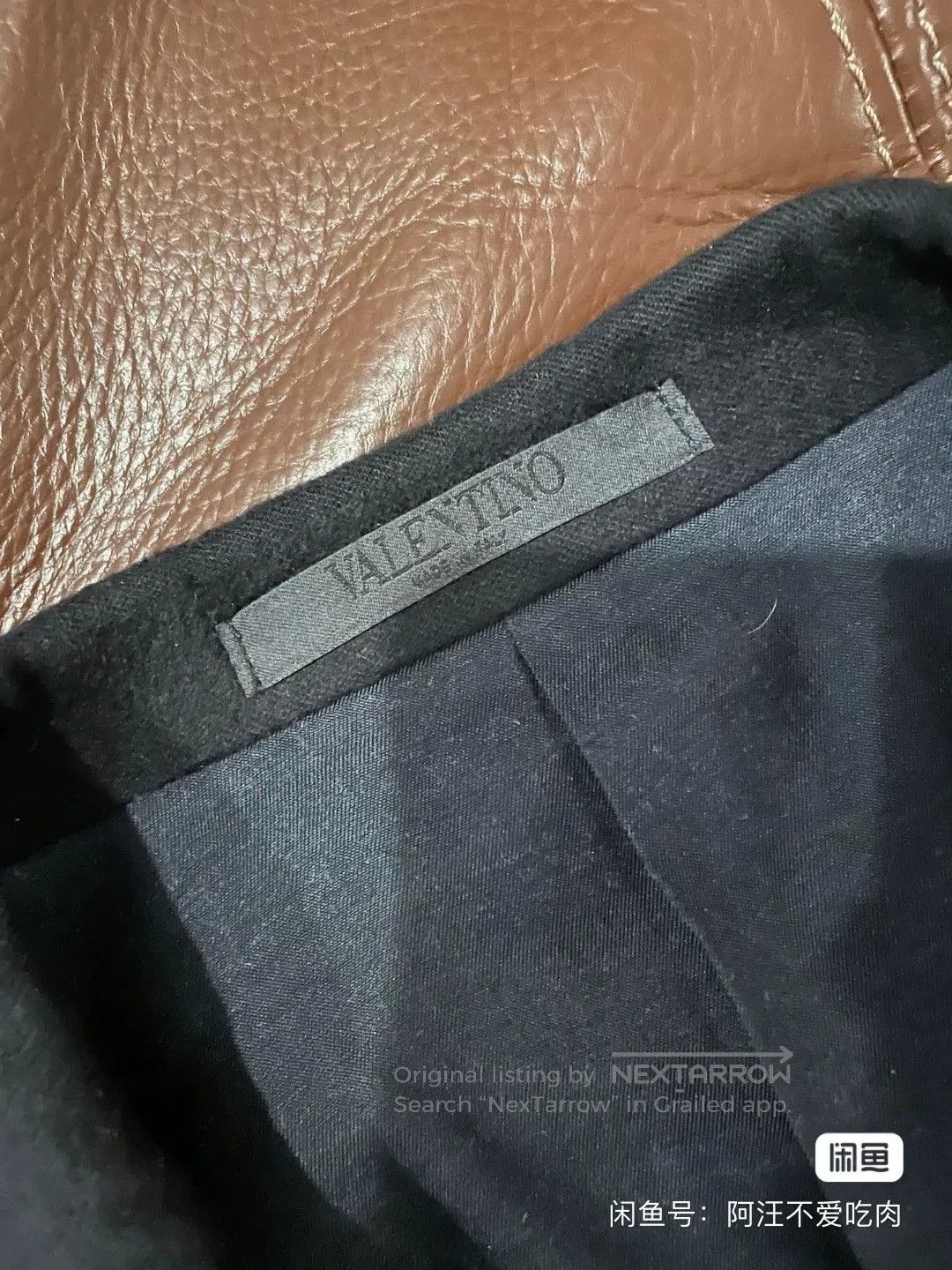Valentino black cashmere blazer by valentino. Size US M / EU 48-50 / 2 - 2 Thumbnail