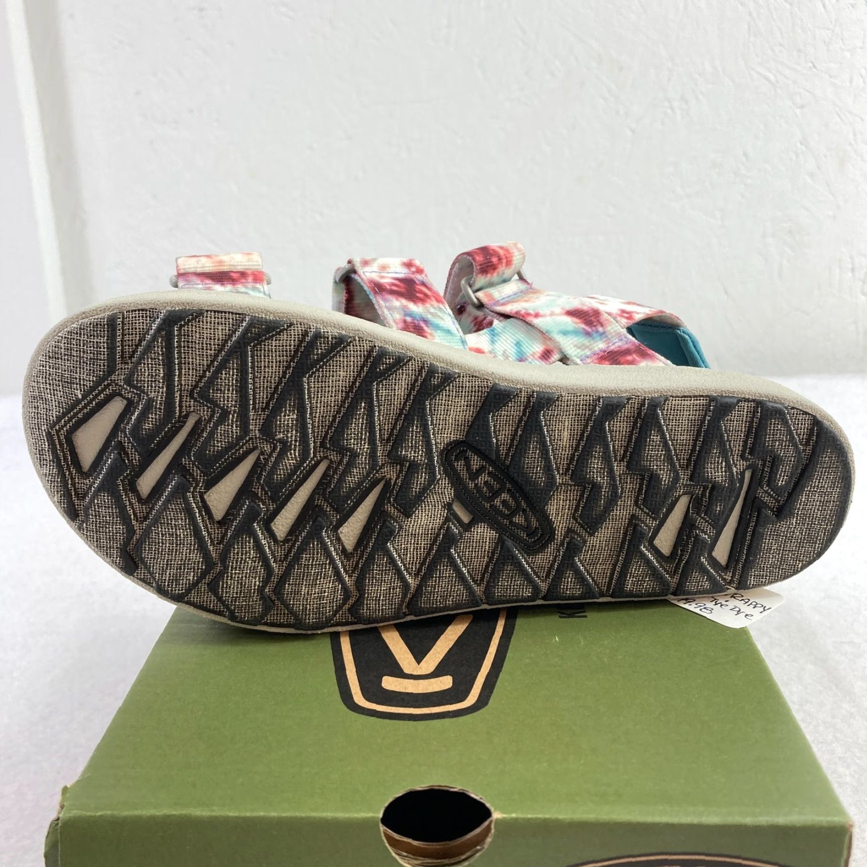 KEEN KEEN Elle Strappy Sandals Women's 6 Andorra Tie Dye Backstrap Casual Travel Sandal Size US 4 / IT 34 - 7 Thumbnail
