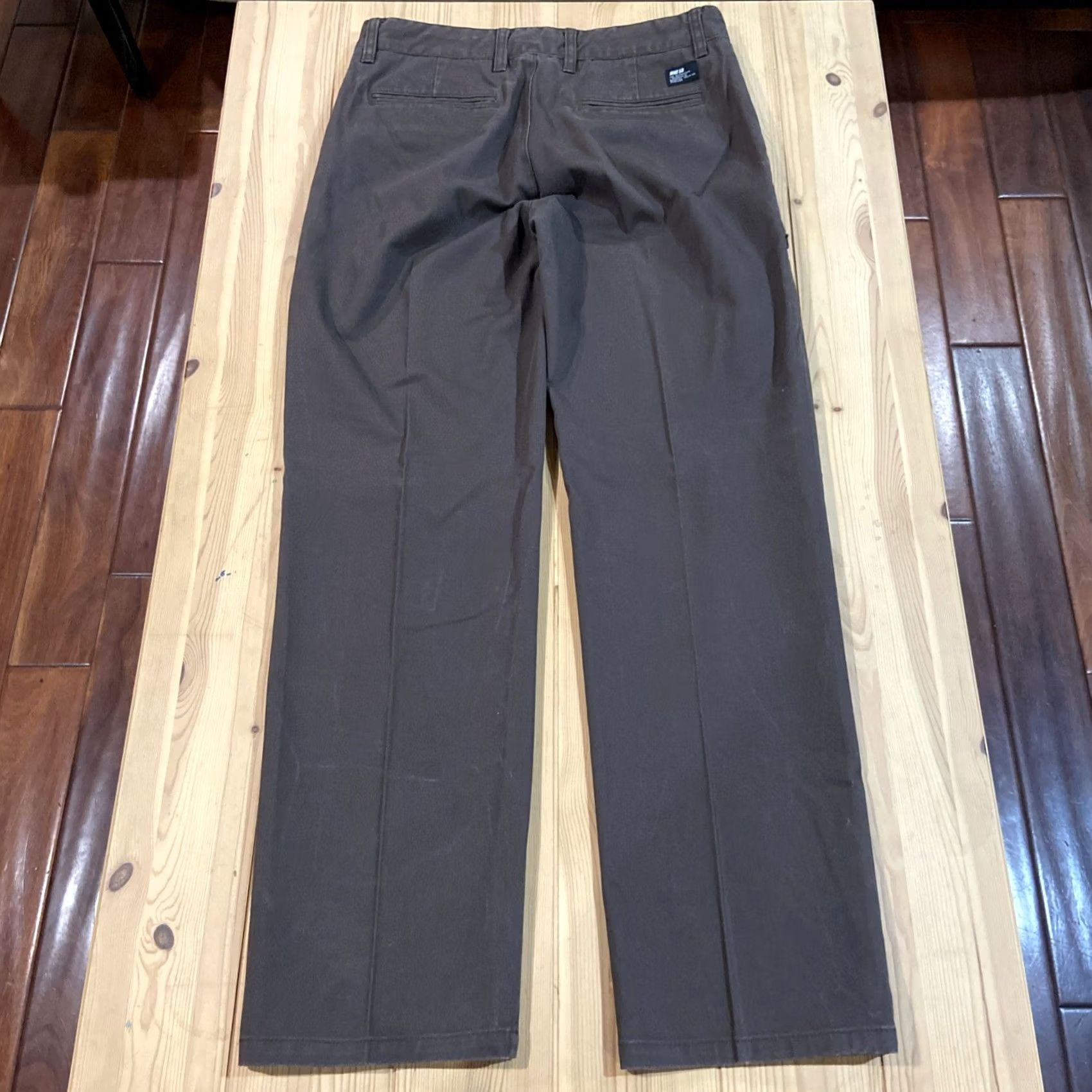 Nike Nike SB Pants Mens 30 Brown Chino Stretch Cotton Casual Straight Leg Logo Pockets 30 Inseam Regular Rise Mid Vintage No Size US 30 / EU 46 - 7 Thumbnail