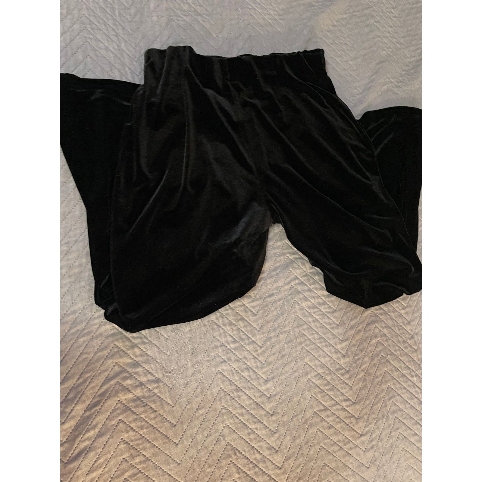 Other Vintage Peter Nygard Women’s Small Black Velour Pants Size 26" / US 2 / IT 38 - 7 Thumbnail