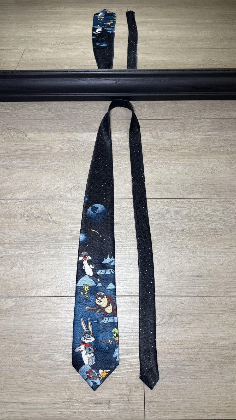 Disney Rare Vintage 1990s Looney Tunes Mania Neck Bow Tie Size ONE SIZE - 1 Thumbnail