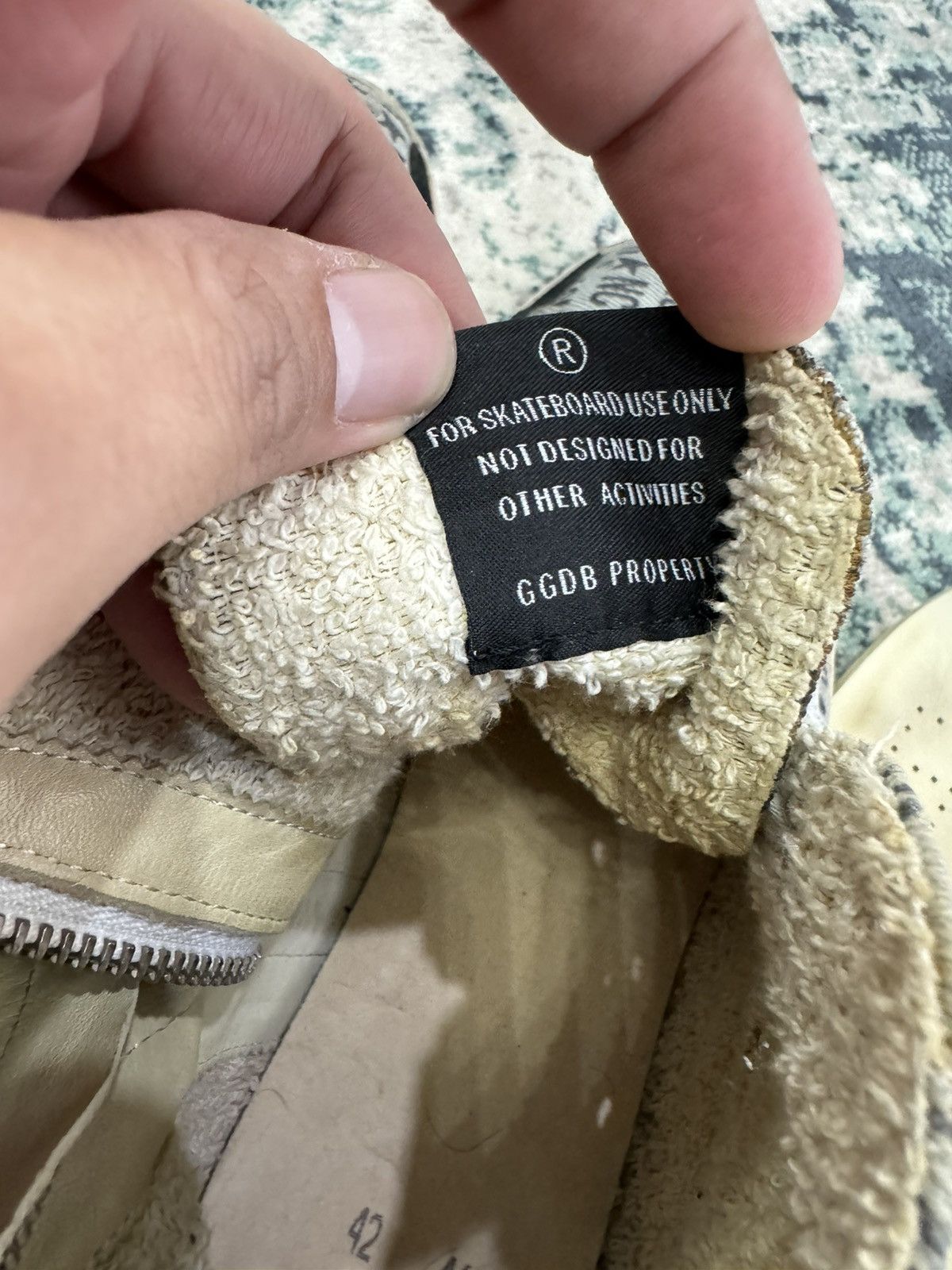 Golden Goose GGDB FRANCY FULLPRINT HI-TOP SNEAKERS SIZE 42 Size US 8.5 / EU 41-42 - 9 Thumbnail