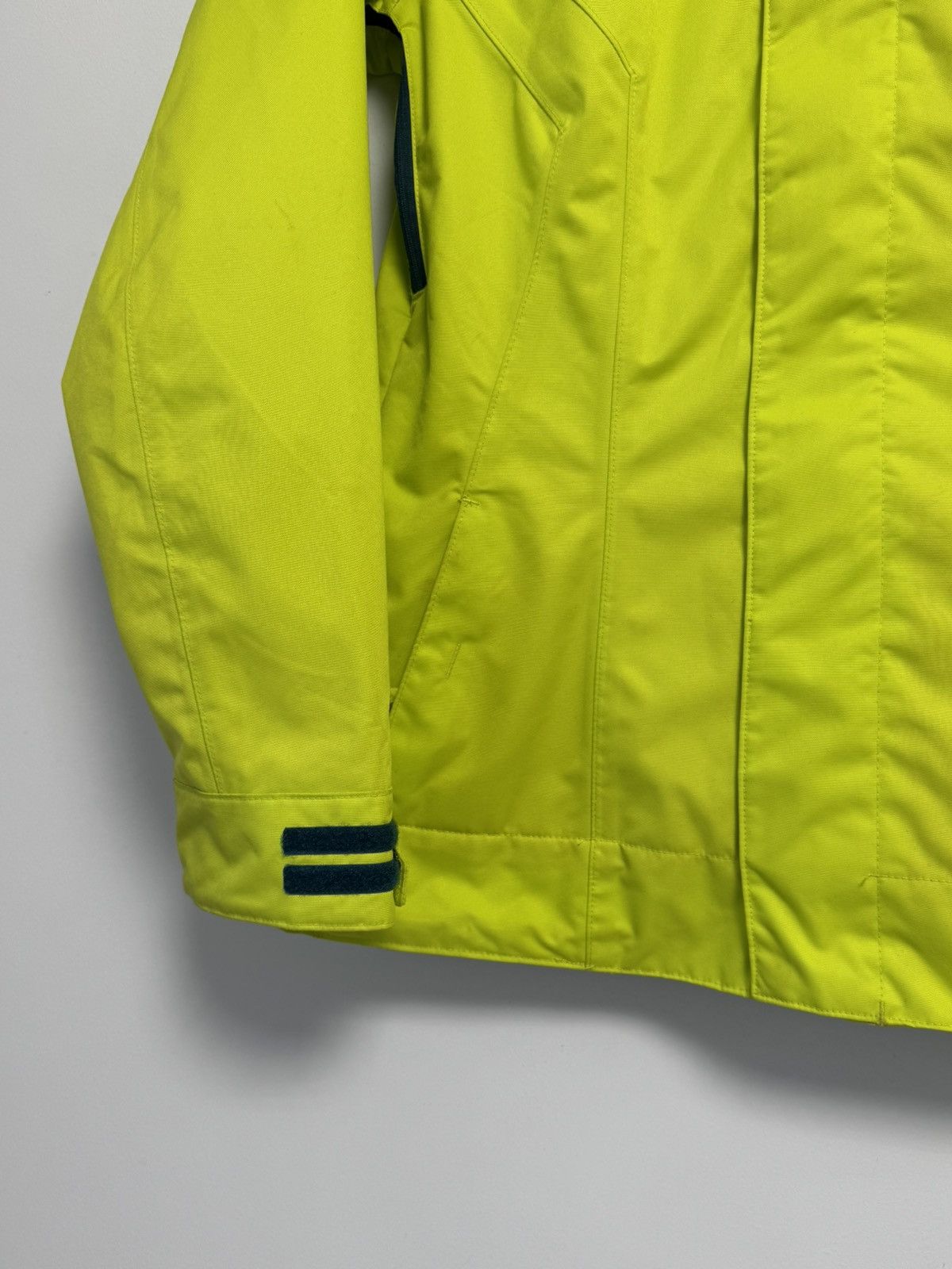 Oakley Oakley Vintage Y2K style Outdoor Jacket Women’s Size M / US 6-8 / IT 42-44 - 5 Thumbnail