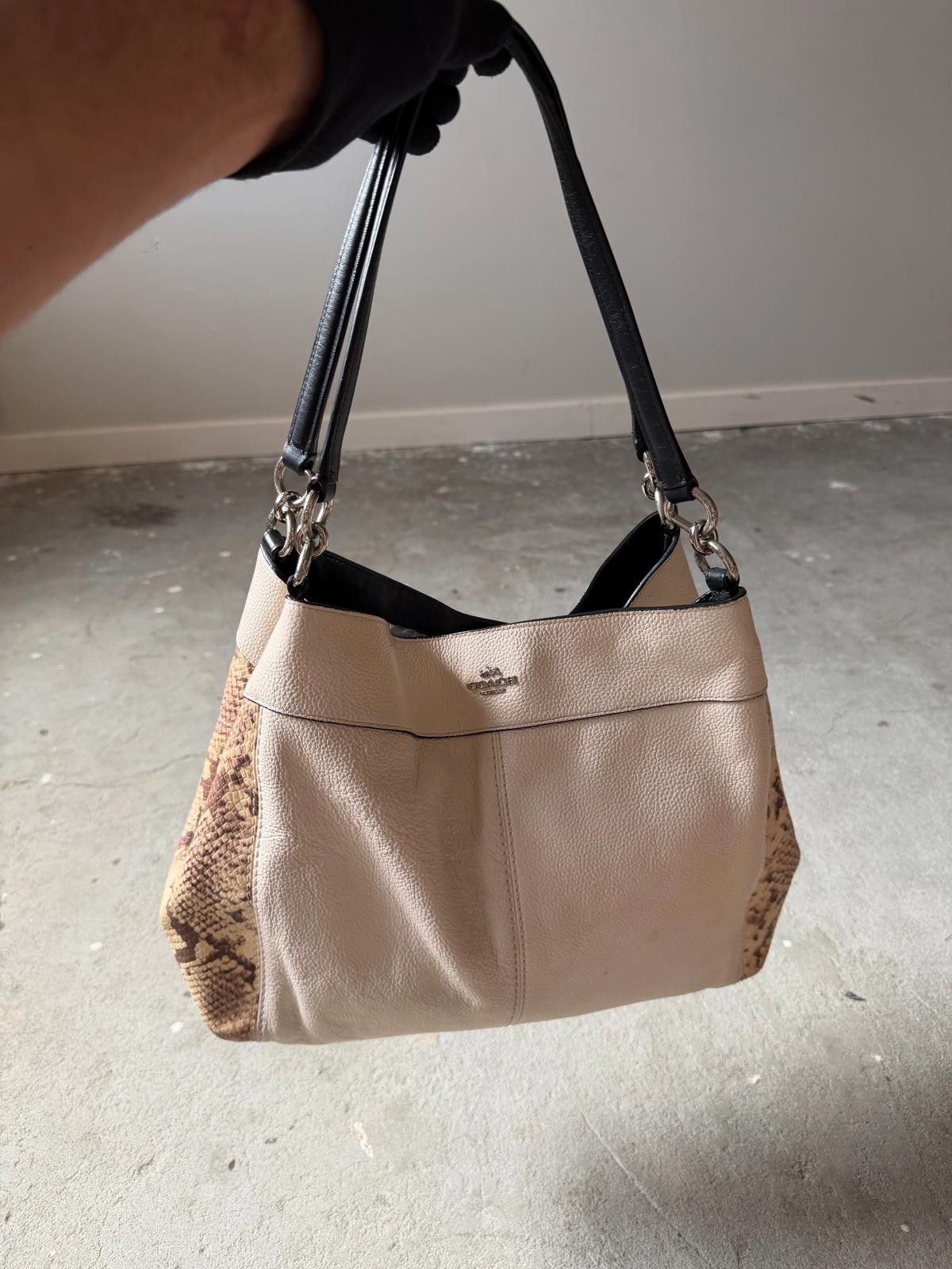 Coach Coach Lexy Snakeskin Embossed Shoulder Bag Ivory Size ONE SIZE - 5 Thumbnail