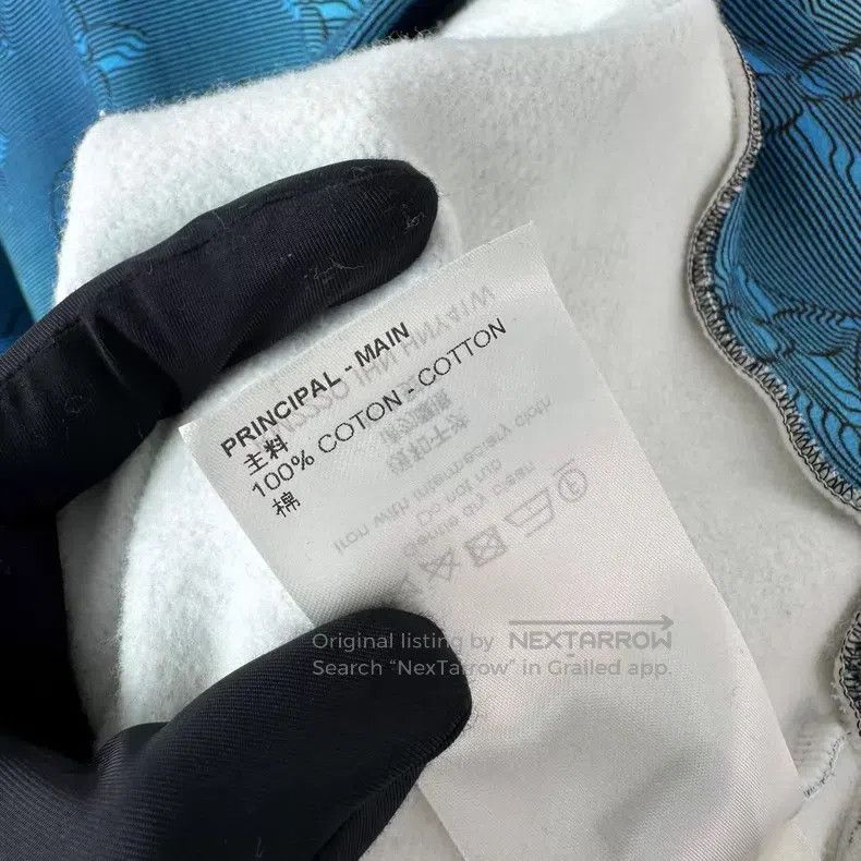 Louis Vuitton Louis Vuitton Blue gradient printed sweatshirt Size US M / EU 48-50 / 2 - 7 Thumbnail