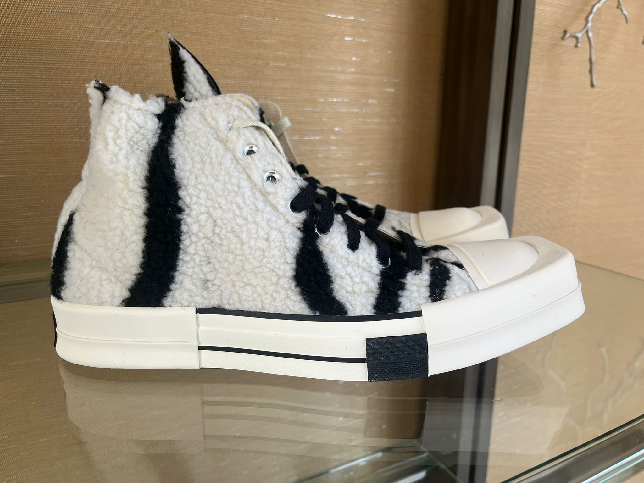Rick Owens Drkshdw Turbodrk Sneakers in Black & White Size US 7 / EU 40 - 12 Thumbnail