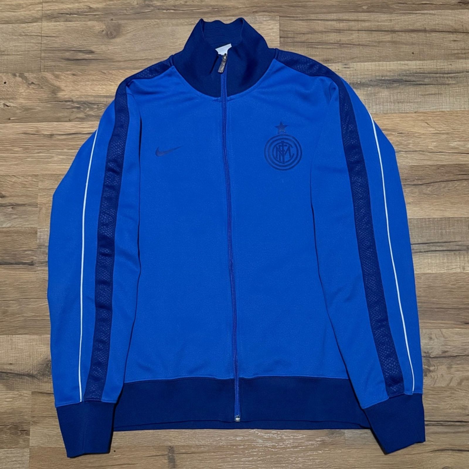 Nike 2012 Nike Inter Milan Zip Up Sweatshirt Size US L / EU 52-54 / 3 - 3 Thumbnail