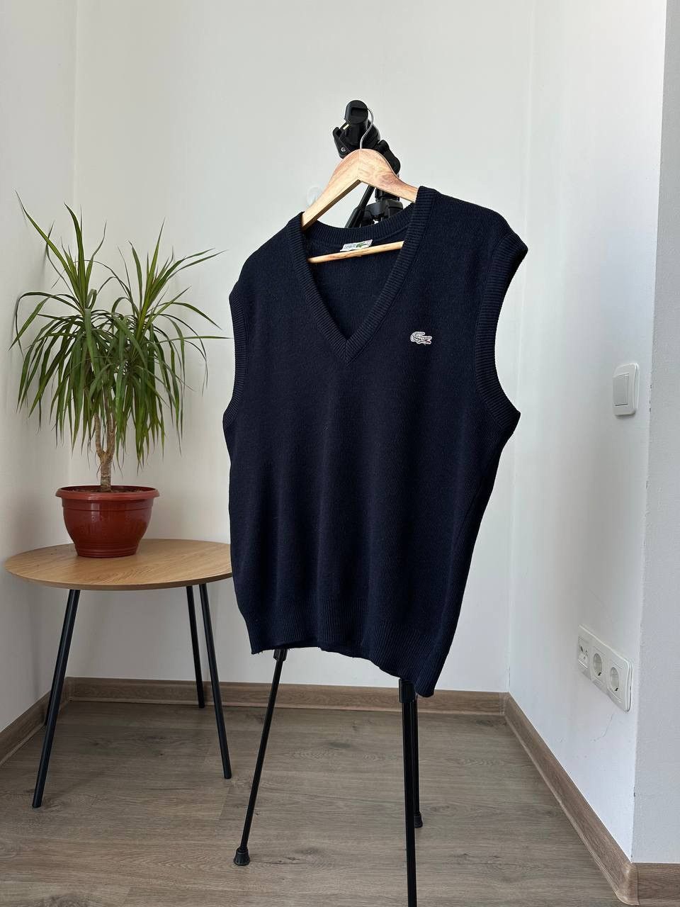 Lacoste Vintage Lacoste Men’s Wool Blend Sweater Vest Blue Size US S / EU 44-46 / 1 - 1 Thumbnail