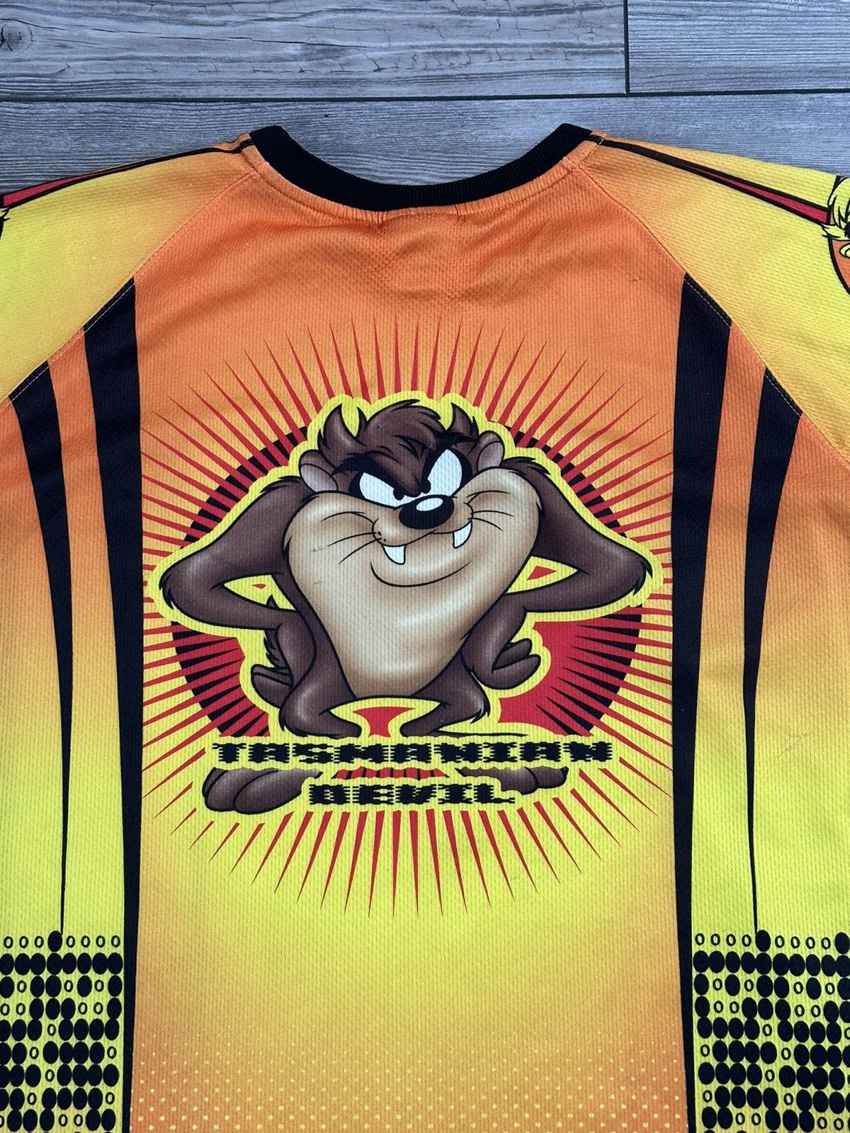 Vintage × Warner Bros Y2K Looney Tunes Taz Jersey Size US M / EU 48-50 / 2 - 4 Thumbnail