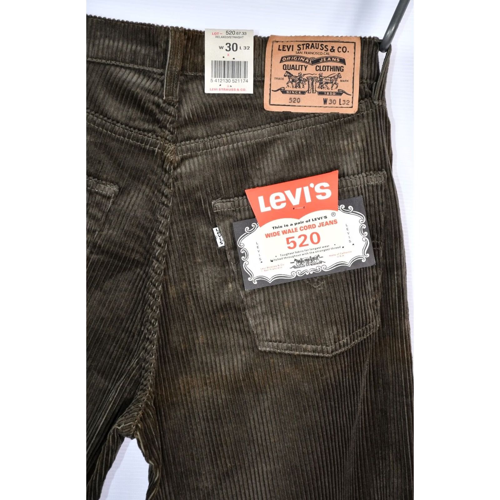 Levi's VINTAGE Levi's 520 Relaxed Straight Cord Dark Olive Green Men's Pants W30 L32 Size US 30 / EU 46 - 5 Thumbnail