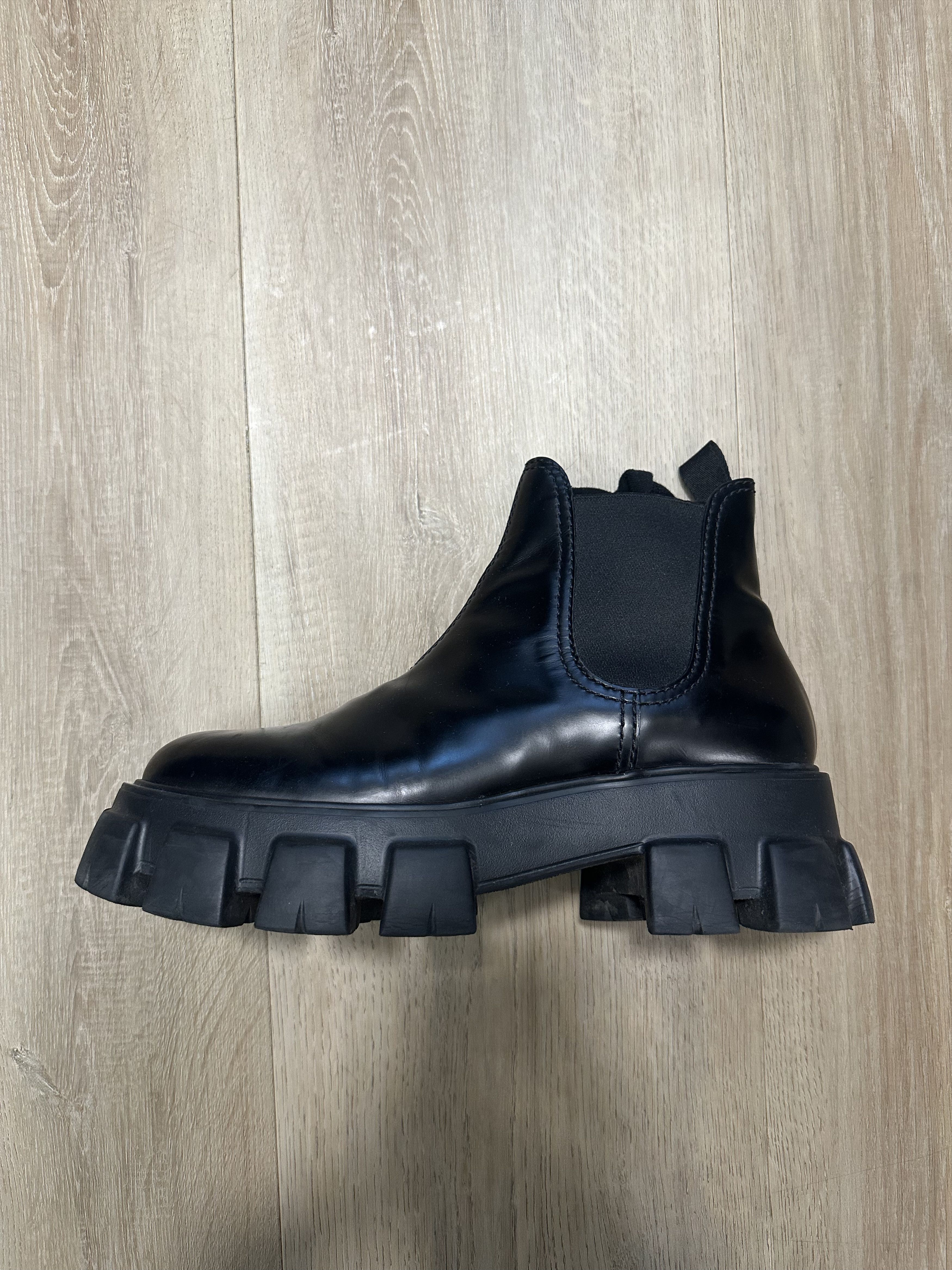 Prada Prada Monolith Chelsea Leather Boots Size US 8 / EU 41 - 1 Thumbnail