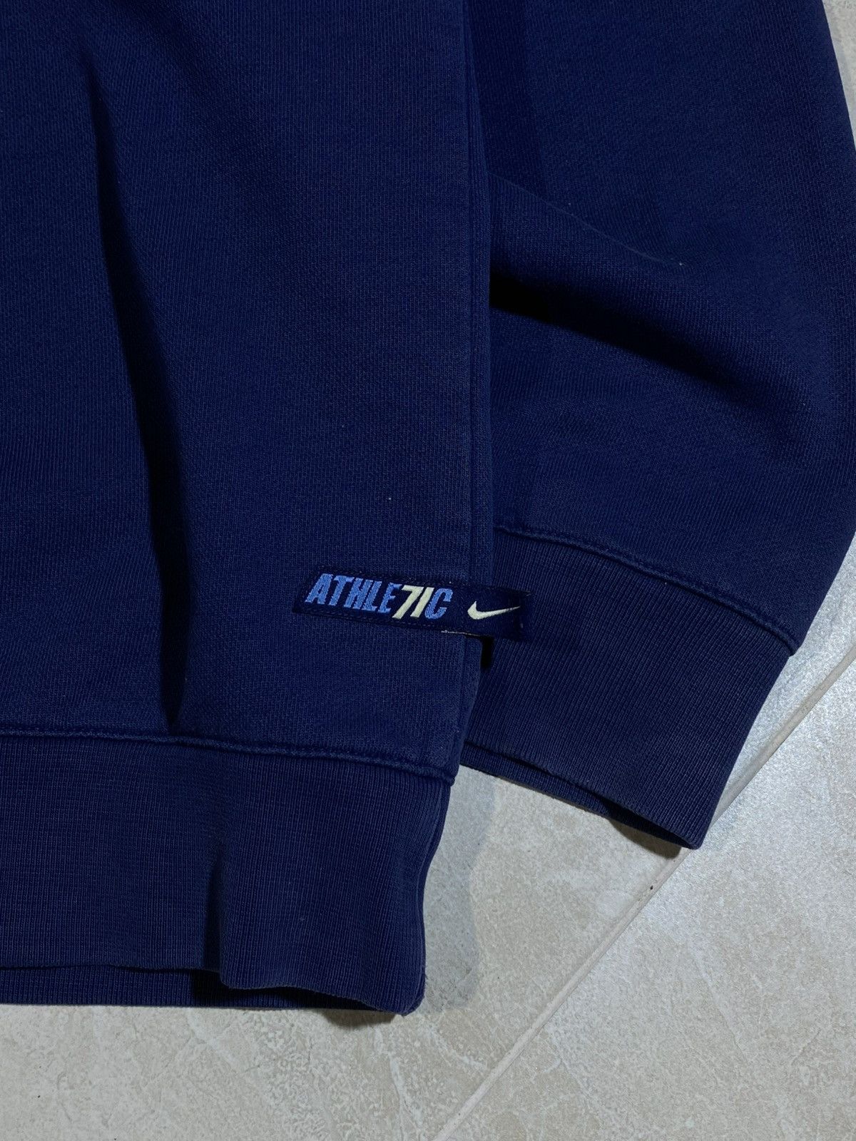 Nike Vintage Nike Athletic hype streetwear style sweatshirt Size US S / EU 44-46 / 1 - 7 Thumbnail
