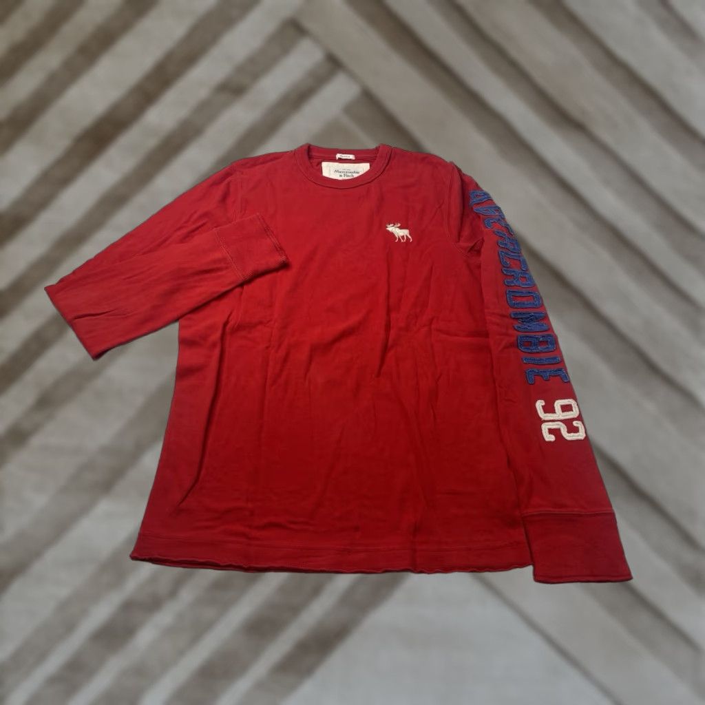 Abercrombie & Fitch VINTAGE Abercrombie & Fitch Shirt L Mens Long Sleeve Red Muscle Pullover Long Sleeve Unisex Adults Regular Size Red Size US L / EU 52-54 / 3 - 1 Thumbnail