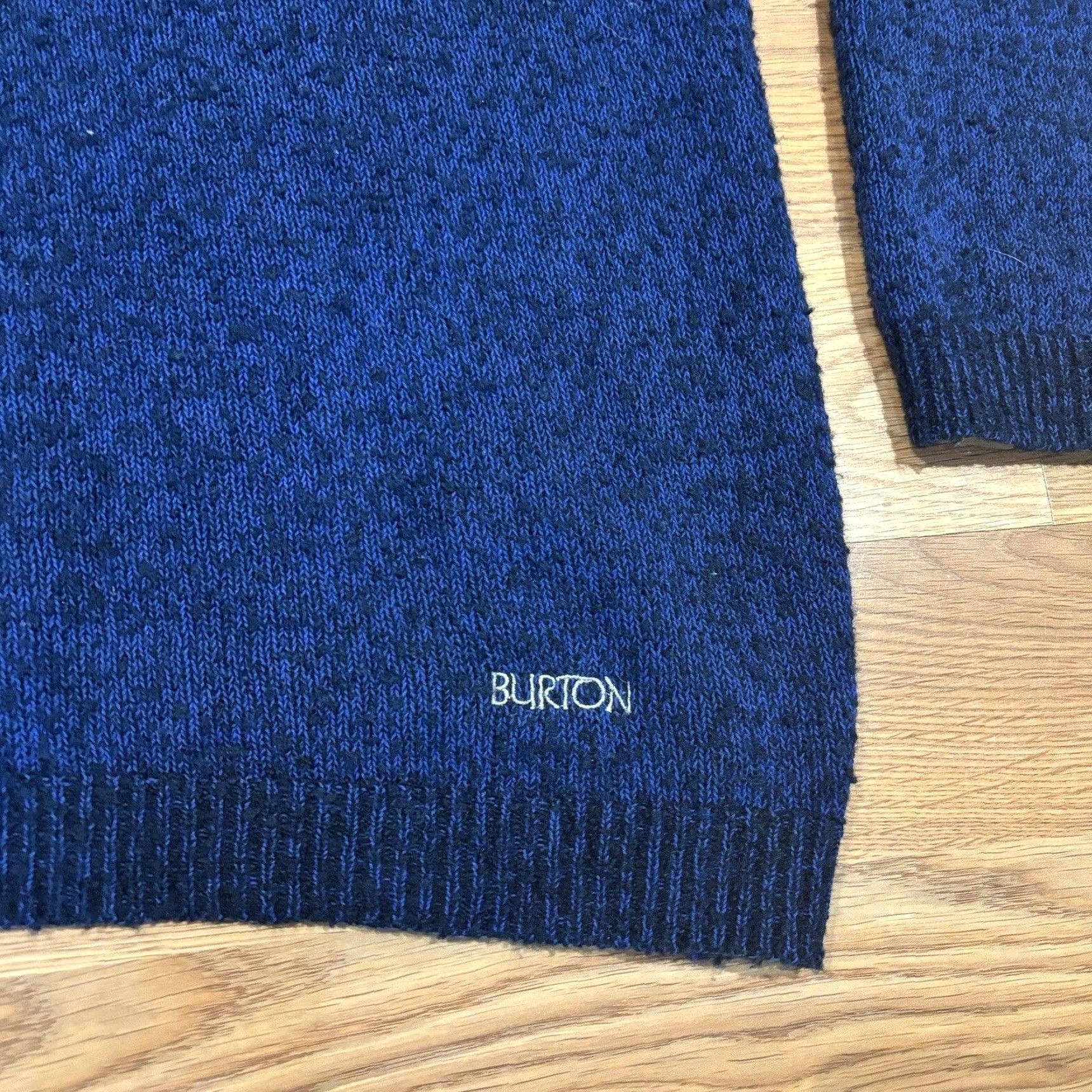 Burton VINTAGE Burton Snowboards Sweater Navy Blue Wool Blend Pullover Men’s Size Small Size US S / EU 44-46 / 1 - 3 Thumbnail