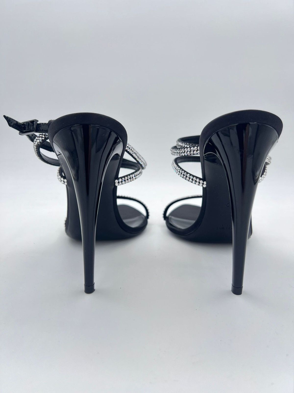 Saint Laurent Paris New Saint Laurent women sandals IT 37/ US 7/ UK 4 Size US 7 / IT 37 - 5 Thumbnail