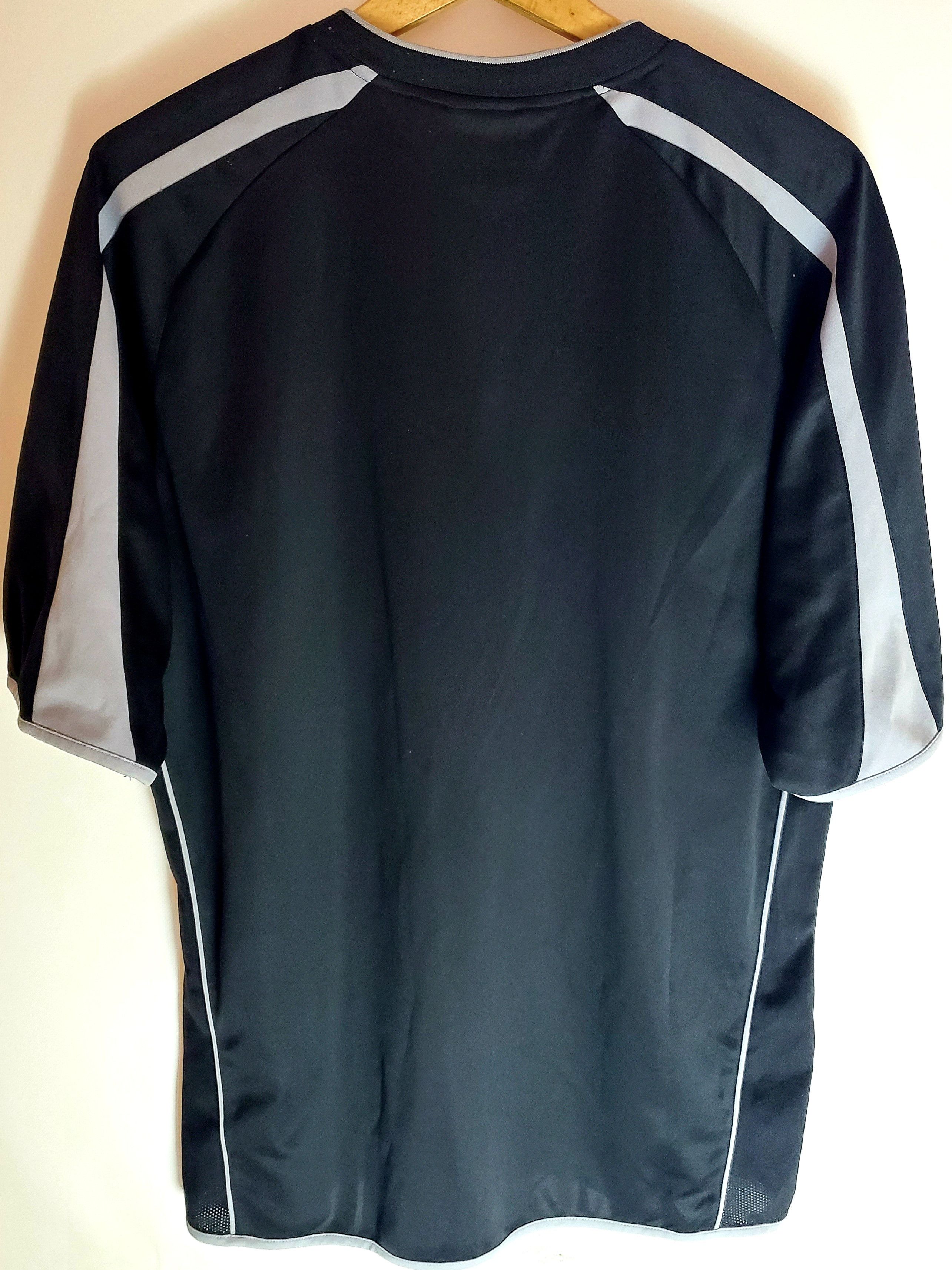 Vintage Vintage Tranmere Rovers 2006-07 Away Jersey size L Size US L / EU 52-54 / 3 - 7 Thumbnail