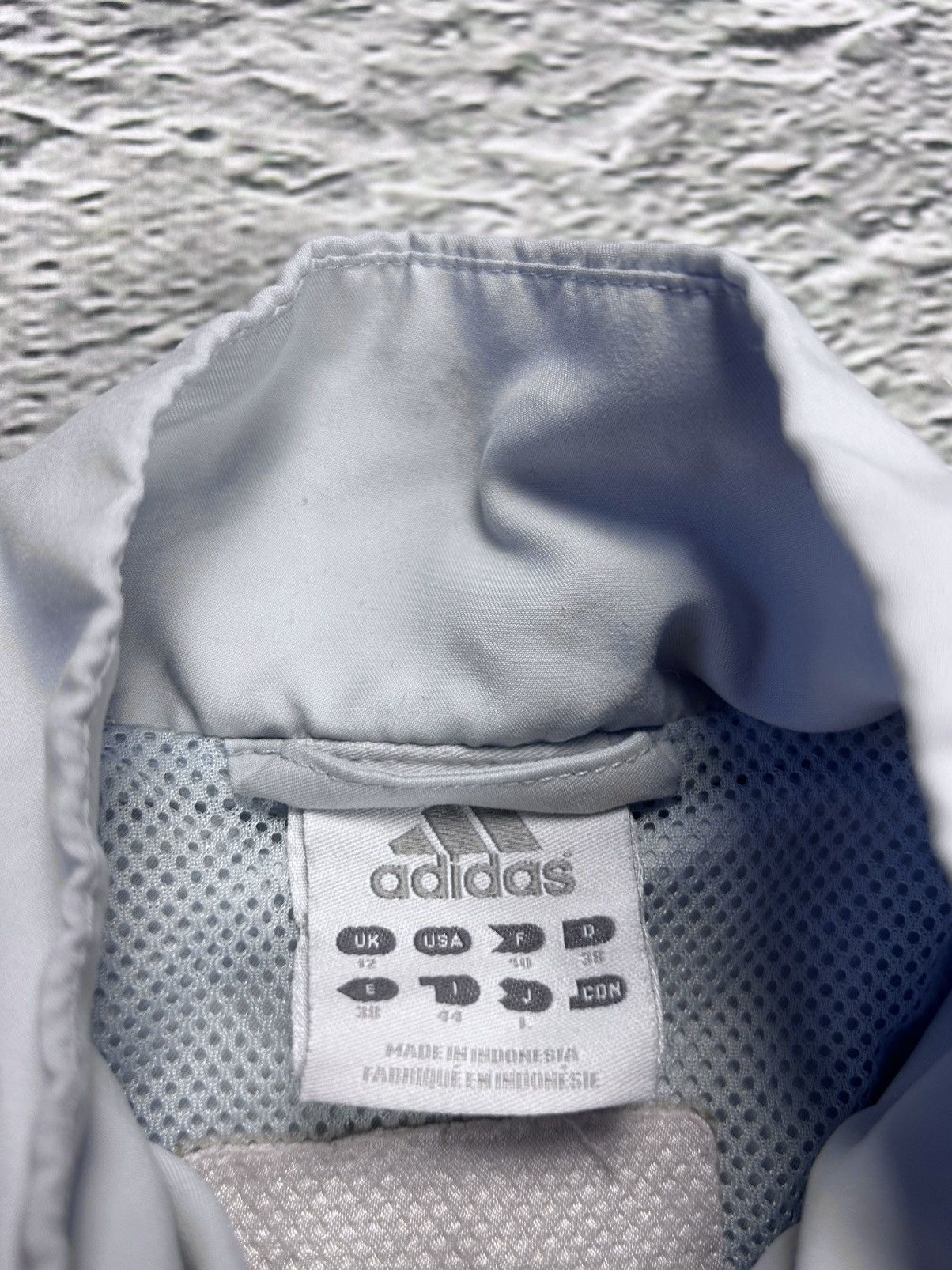 Adidas Adidas track jacket vintage grey Y2K zip nylon Size US S / EU 44-46 / 1 - 4 Thumbnail