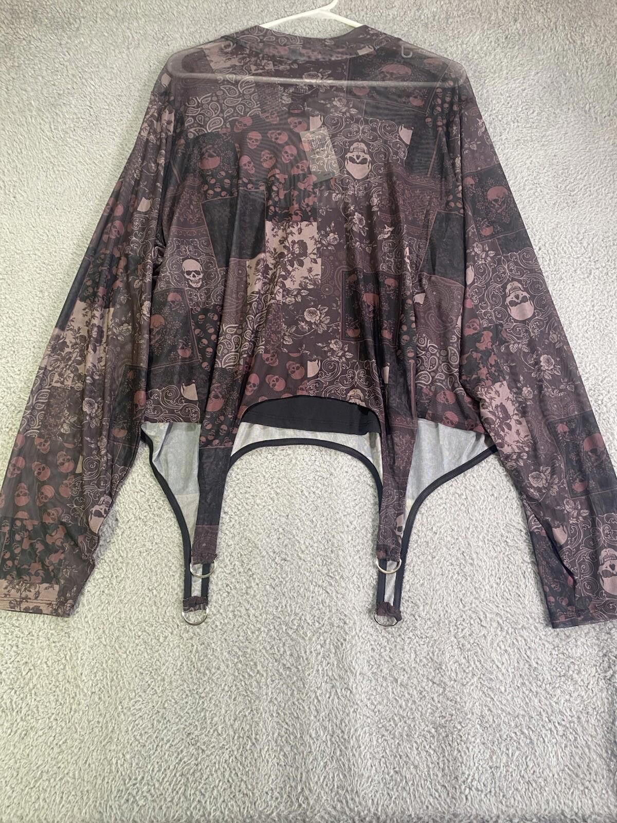 Hot Topic Death Moth Women Small Top Social Collision Hot Topic Goth Size S / US 4 / IT 40 - 3 Thumbnail