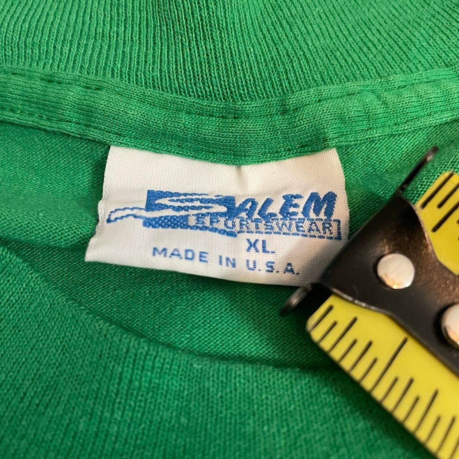Salem Sportswear Vintage 80s NBA Dennis Johnson Boston Celtics Basketball Tee Size US L / EU 52-54 / 3 - 4 Thumbnail