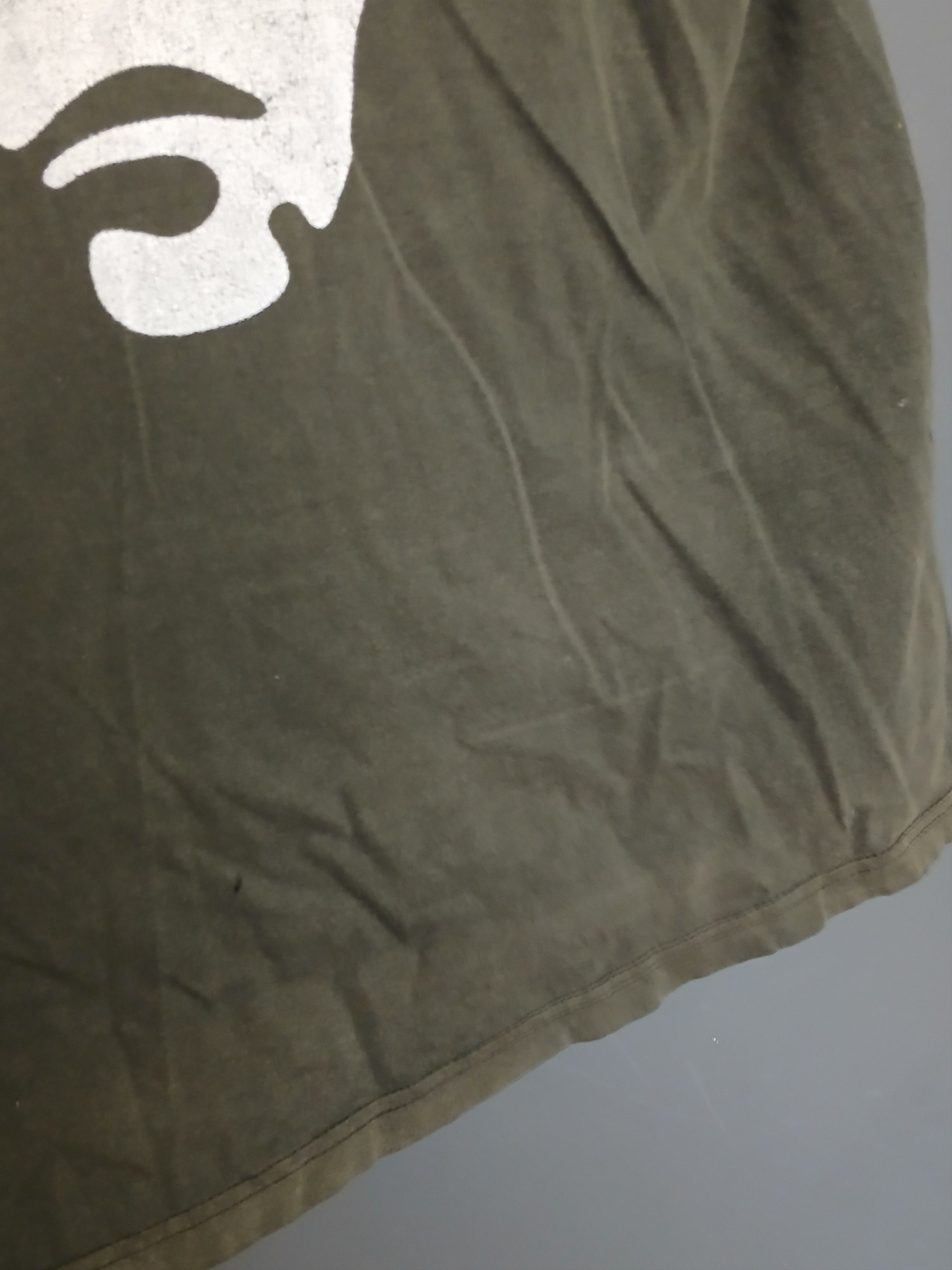 Band Tees × Vintage Vintage 2007 Ian Brown The World Is Yours T-Shirt Size US L / EU 52-54 / 3 - 9 Thumbnail