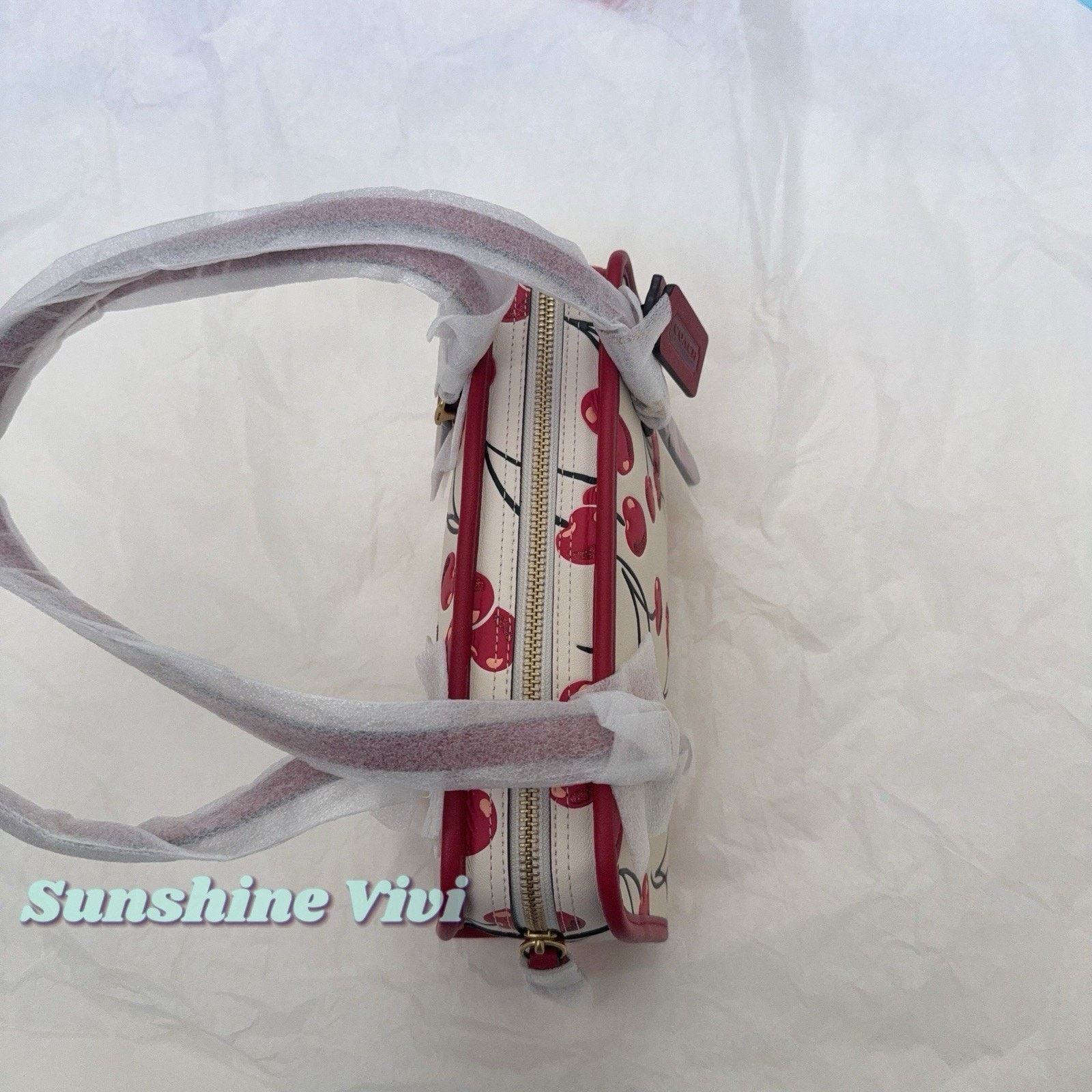 Coach NWT Coach Swing Zip Shoulder Bag Cherry Leather/Brass CZ494 Size ONE SIZE - 2 Thumbnail