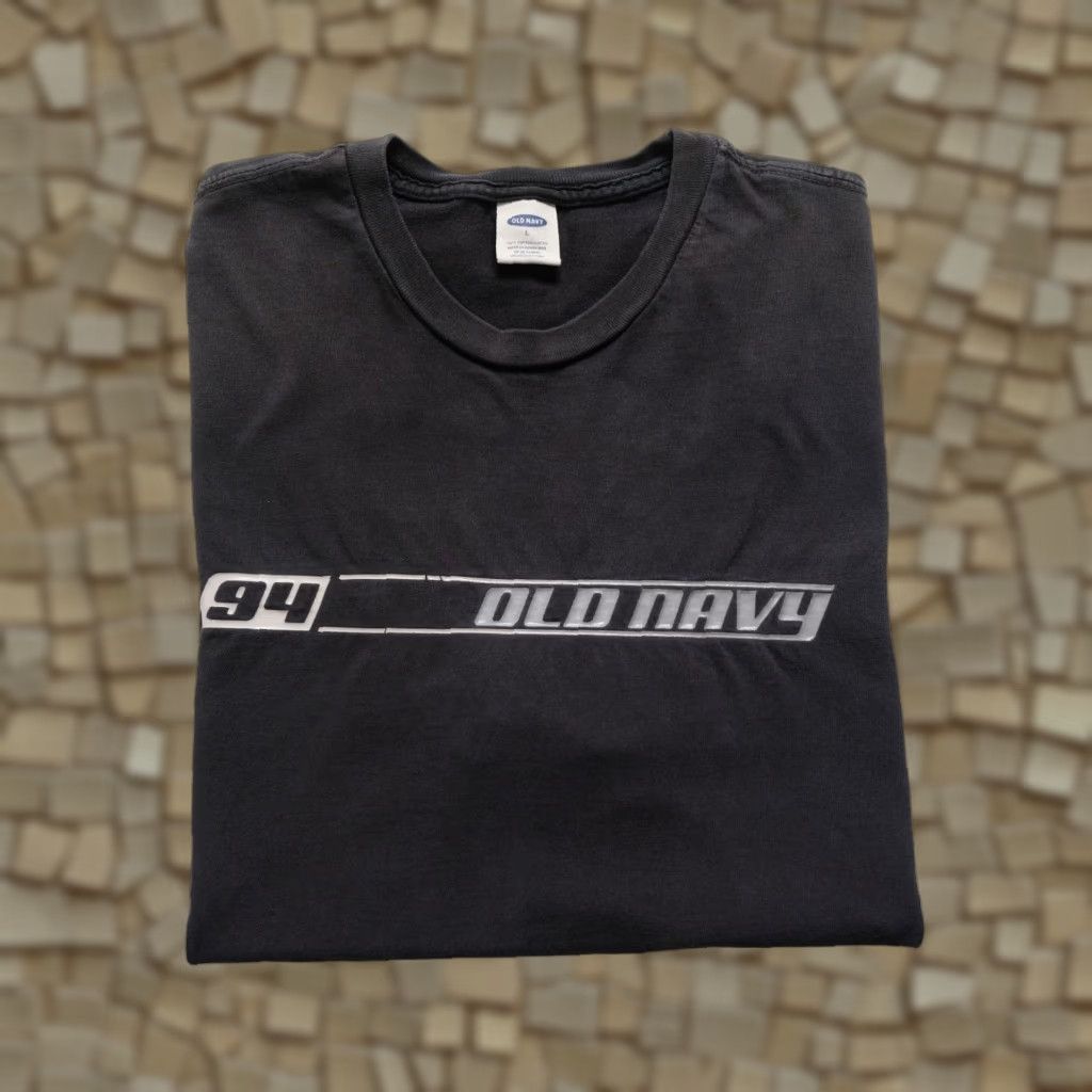 Old Navy VINTAGE Old Navy 90s Graphic Print T-Shirt Men L Black Cotton 1990s Distressed FTB Size US L / EU 52-54 / 3 - 1 Thumbnail