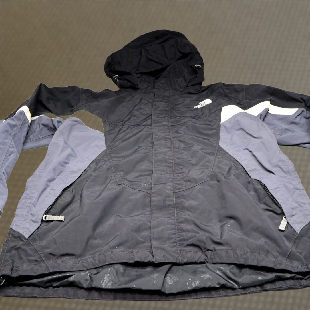 The North Face North Face Jacket Mens XL Black Hooded Waterproof Wind Rain Full Zip Outdoor Size US XL / EU 56 / 4 - 1 Thumbnail
