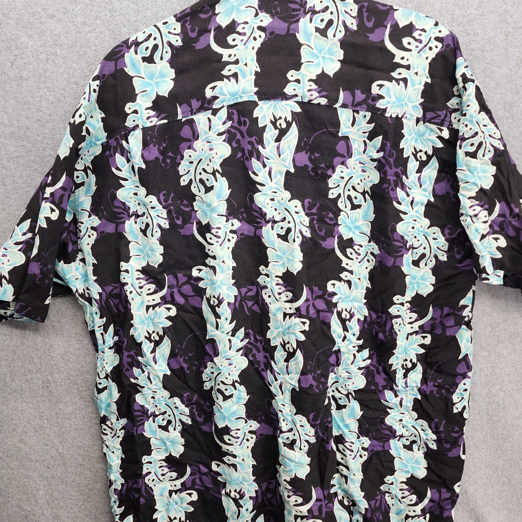 Vintage Sundrenched Button-Up Shirt Mens L Black Purple Floral Short Sleeve Rayon Woven Casual Travel Workwear Vintage No Size US L / EU 52-54 / 3 - 4 Thumbnail