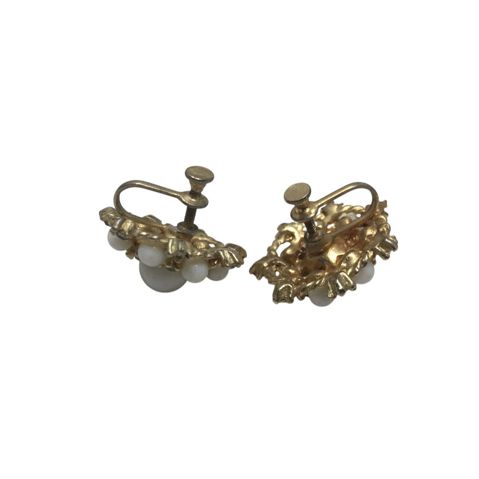 Other Vintage Women's Gold tone Screw Back Earrings with White Fau Size ONE SIZE - 3 Thumbnail