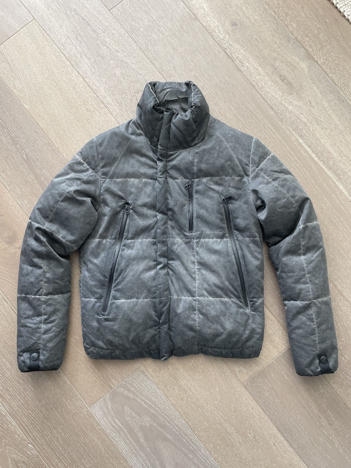 Isaora | Grailed